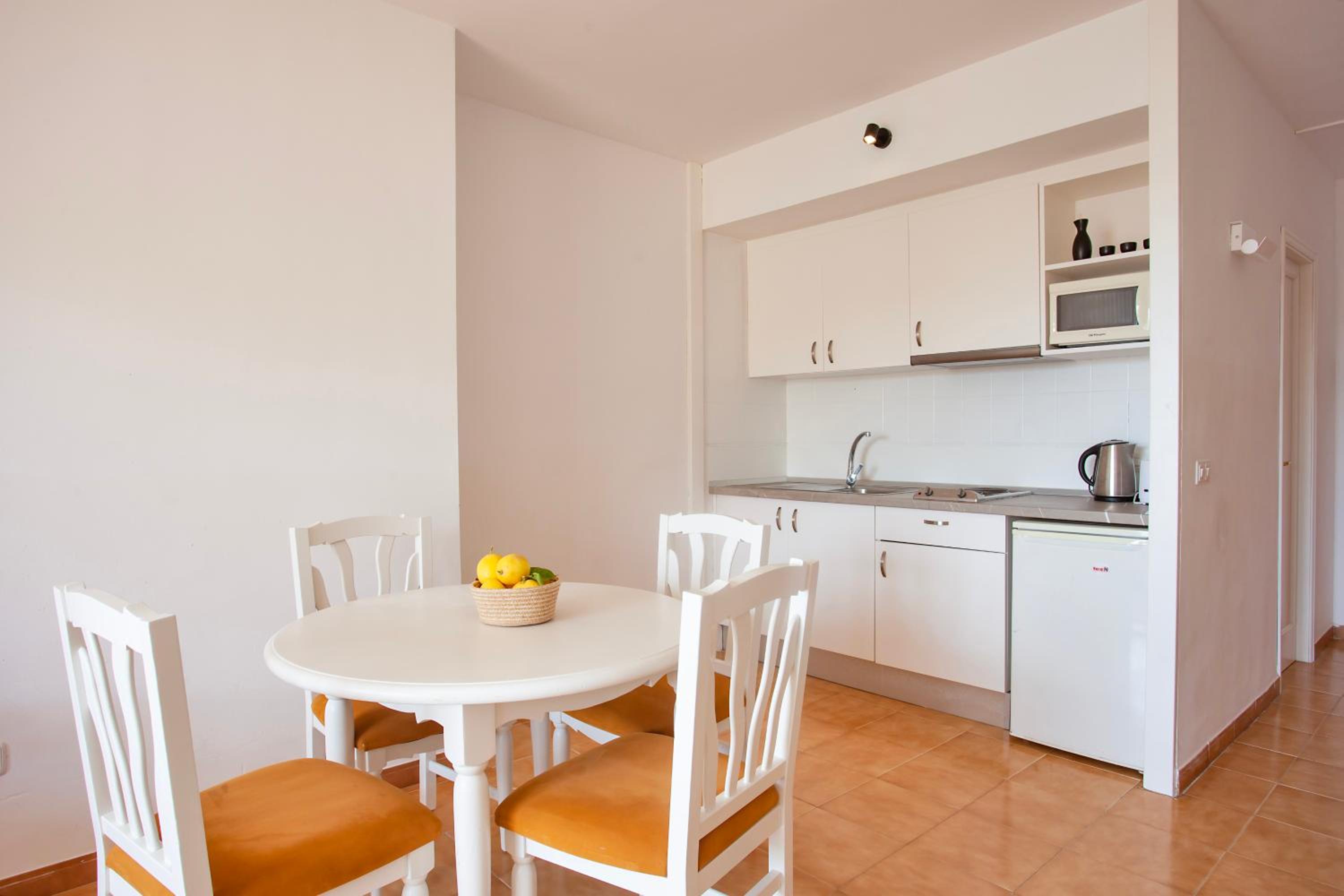 One-Bedroom Apartment with Balcony