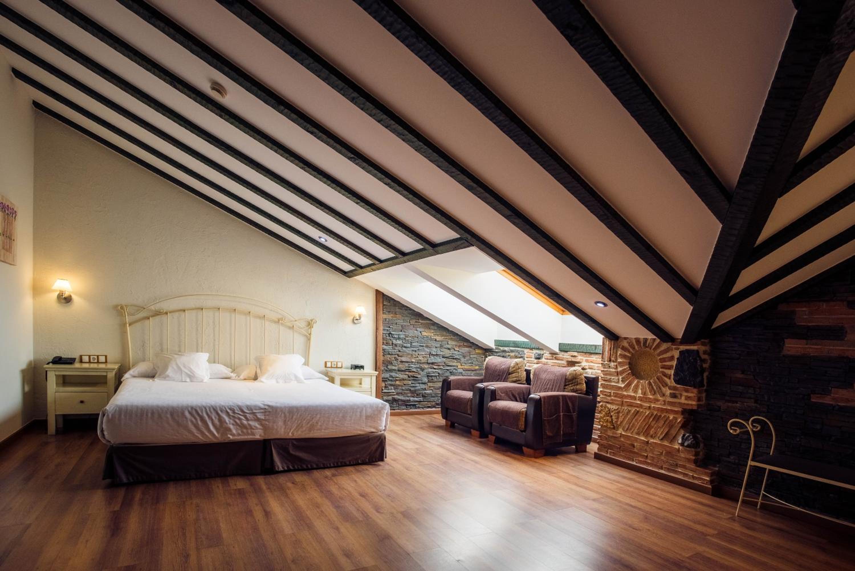 Superior Triple Room photo 3
