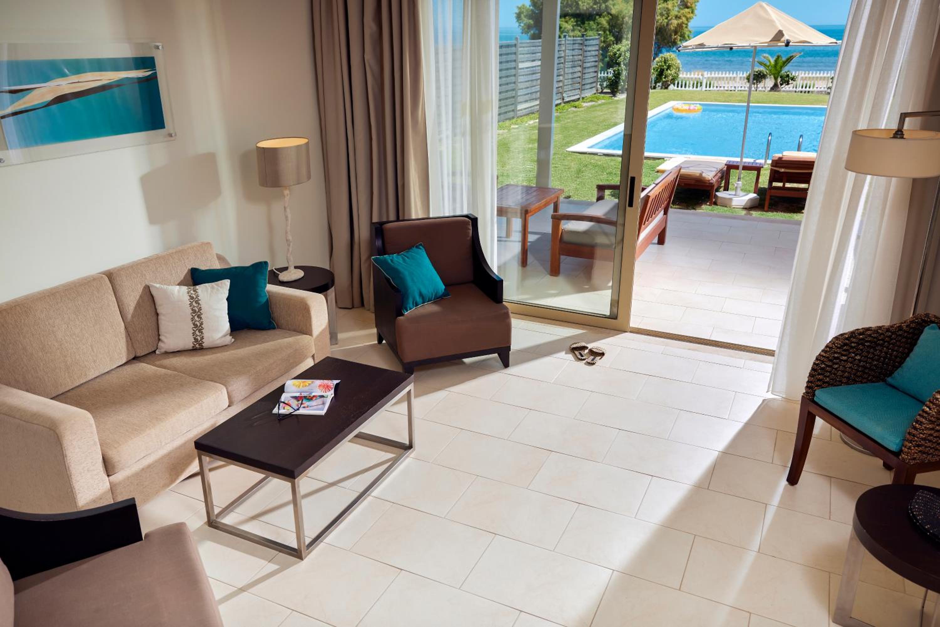 Deluxe Suite with Private Pool & Sea View