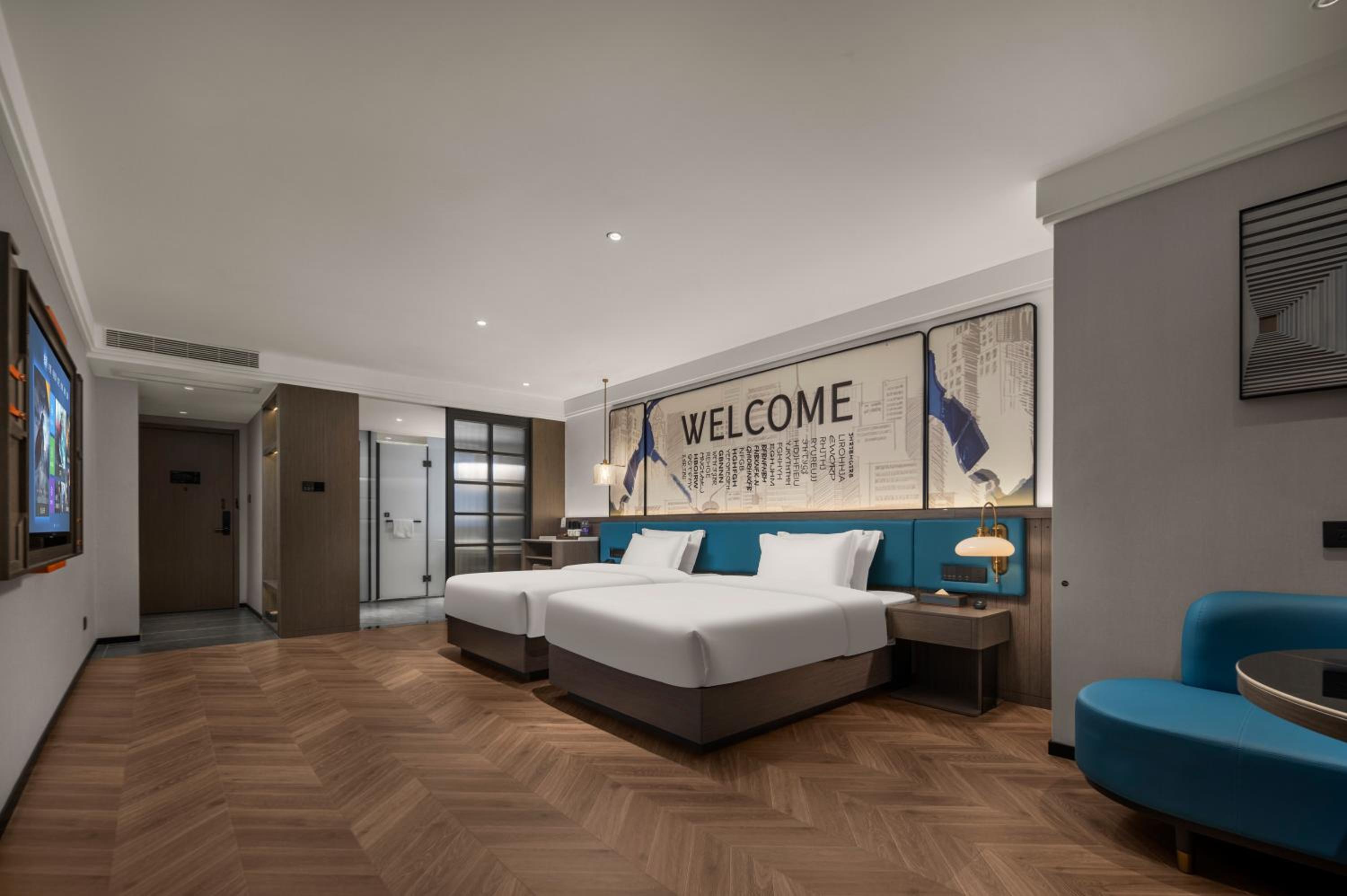 Twin Room with City View photo 3