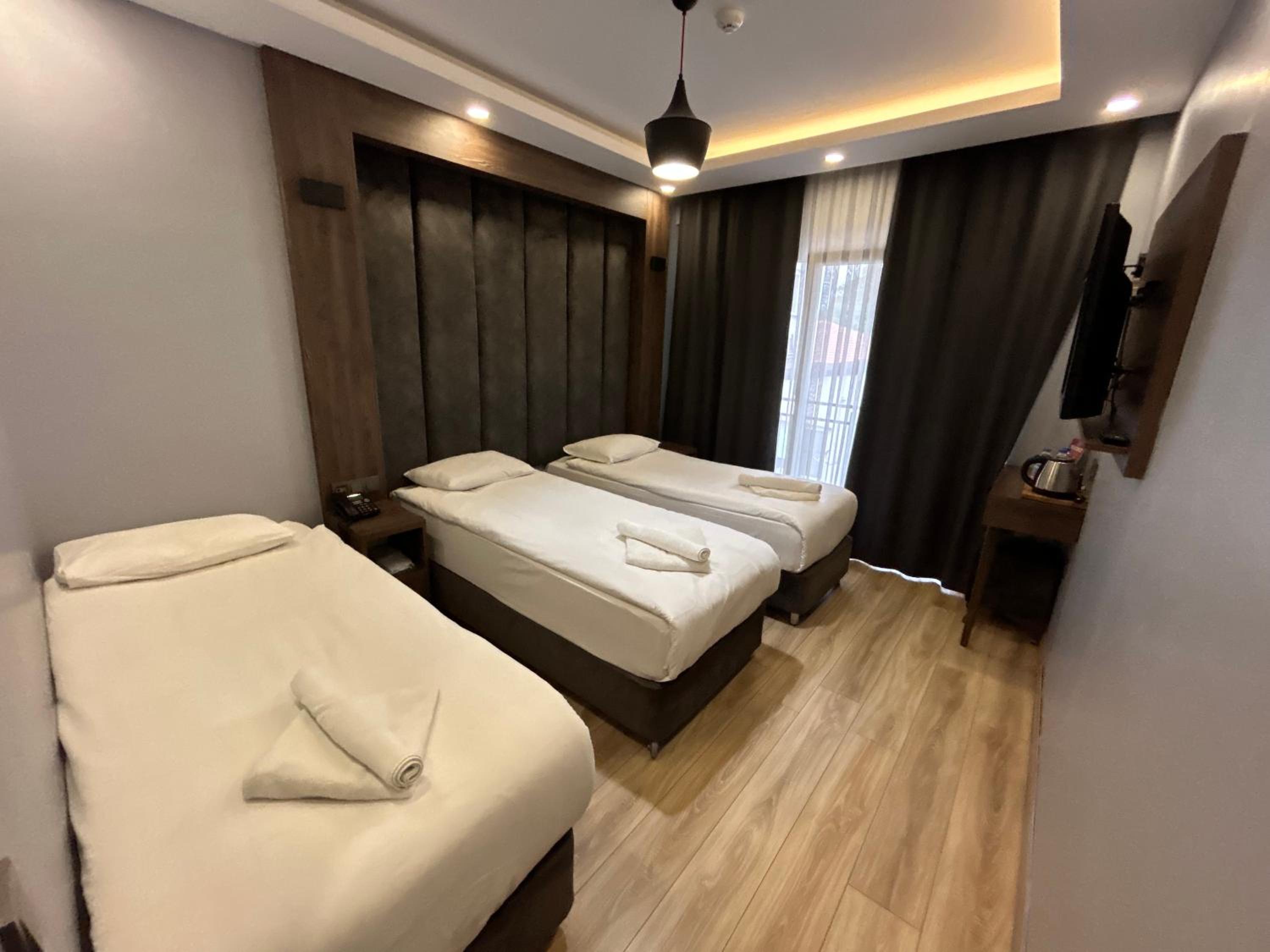 Triple Room