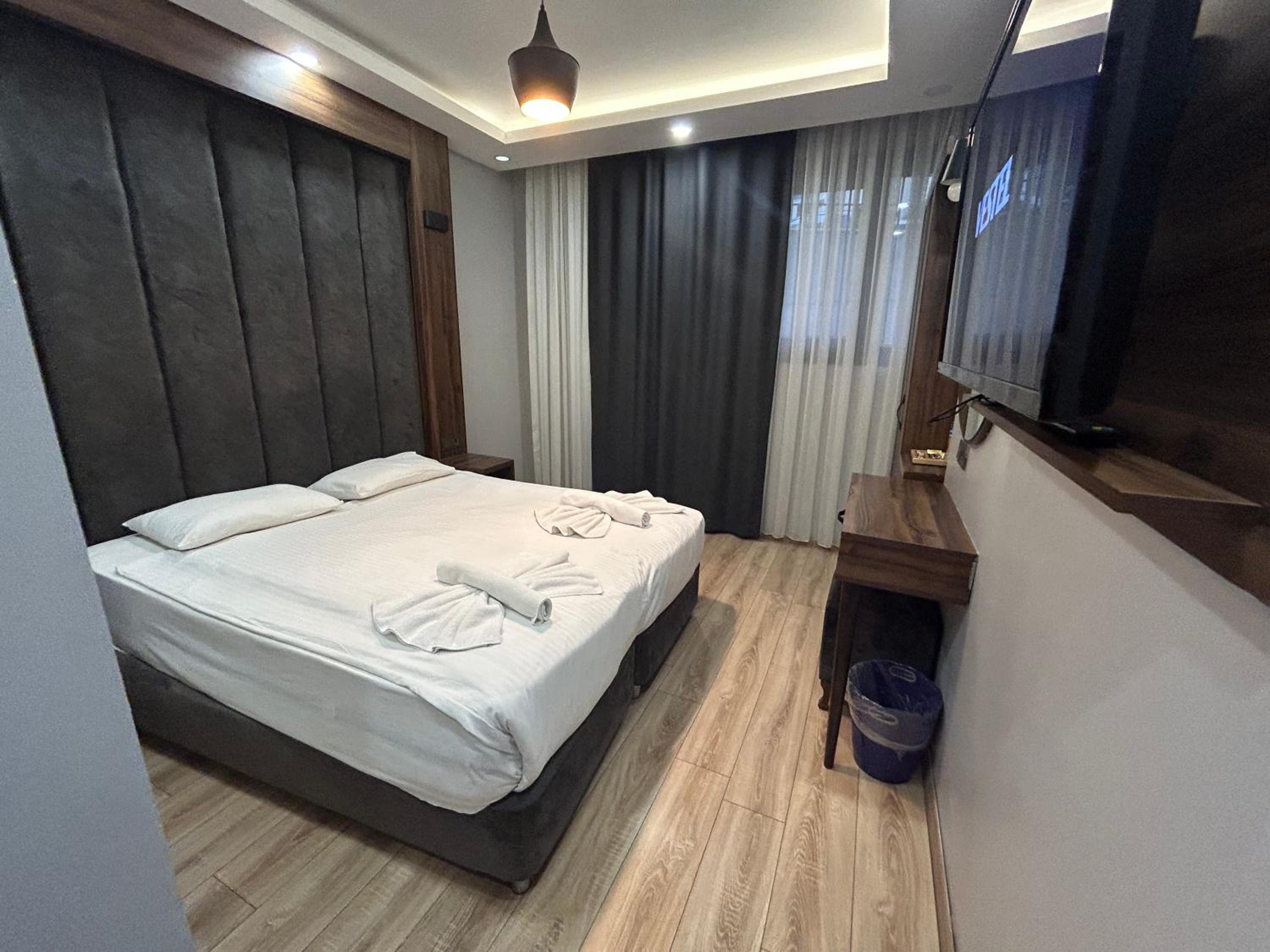 Economy Twin Room