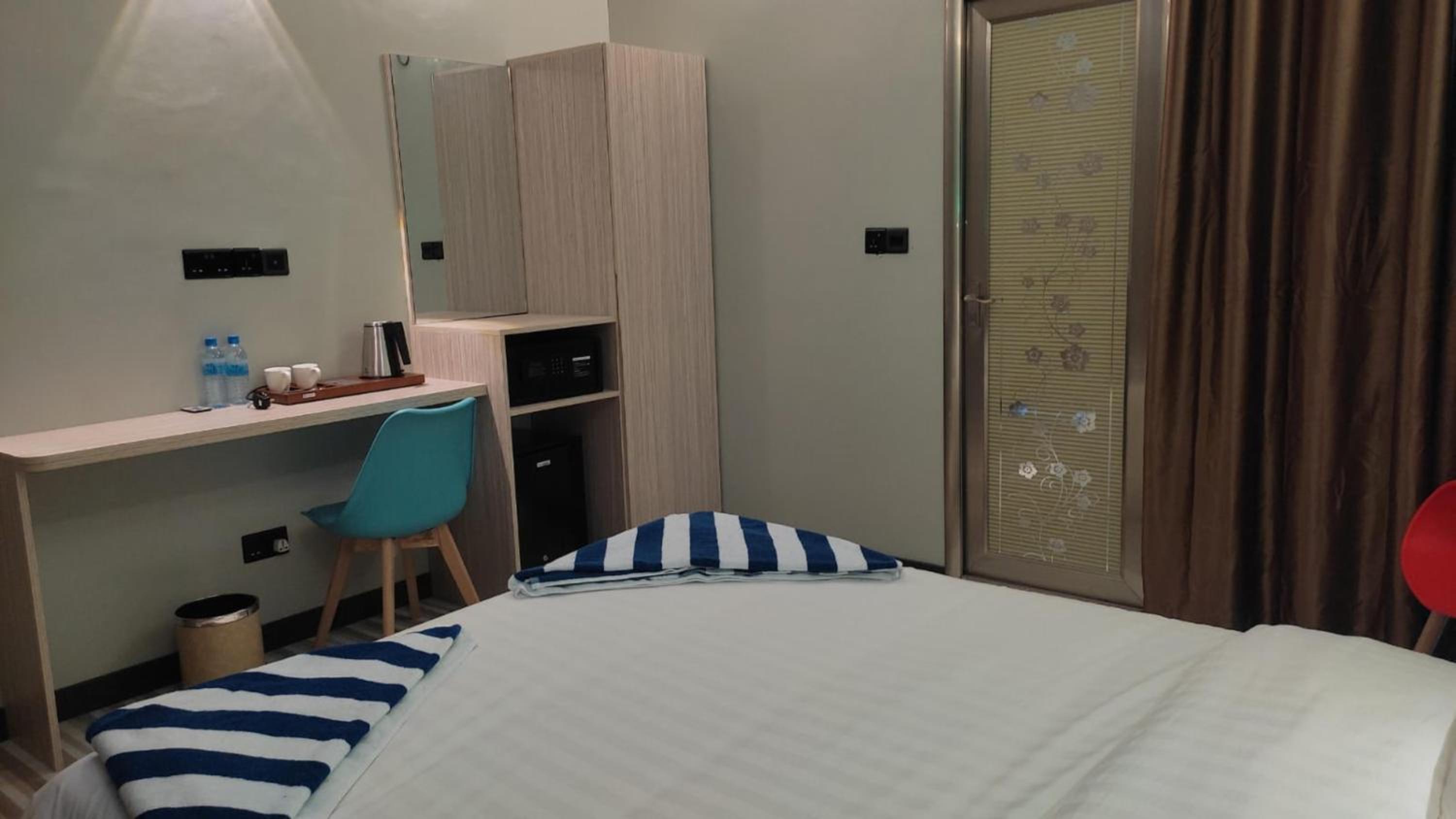 Deluxe Double Room photo 3