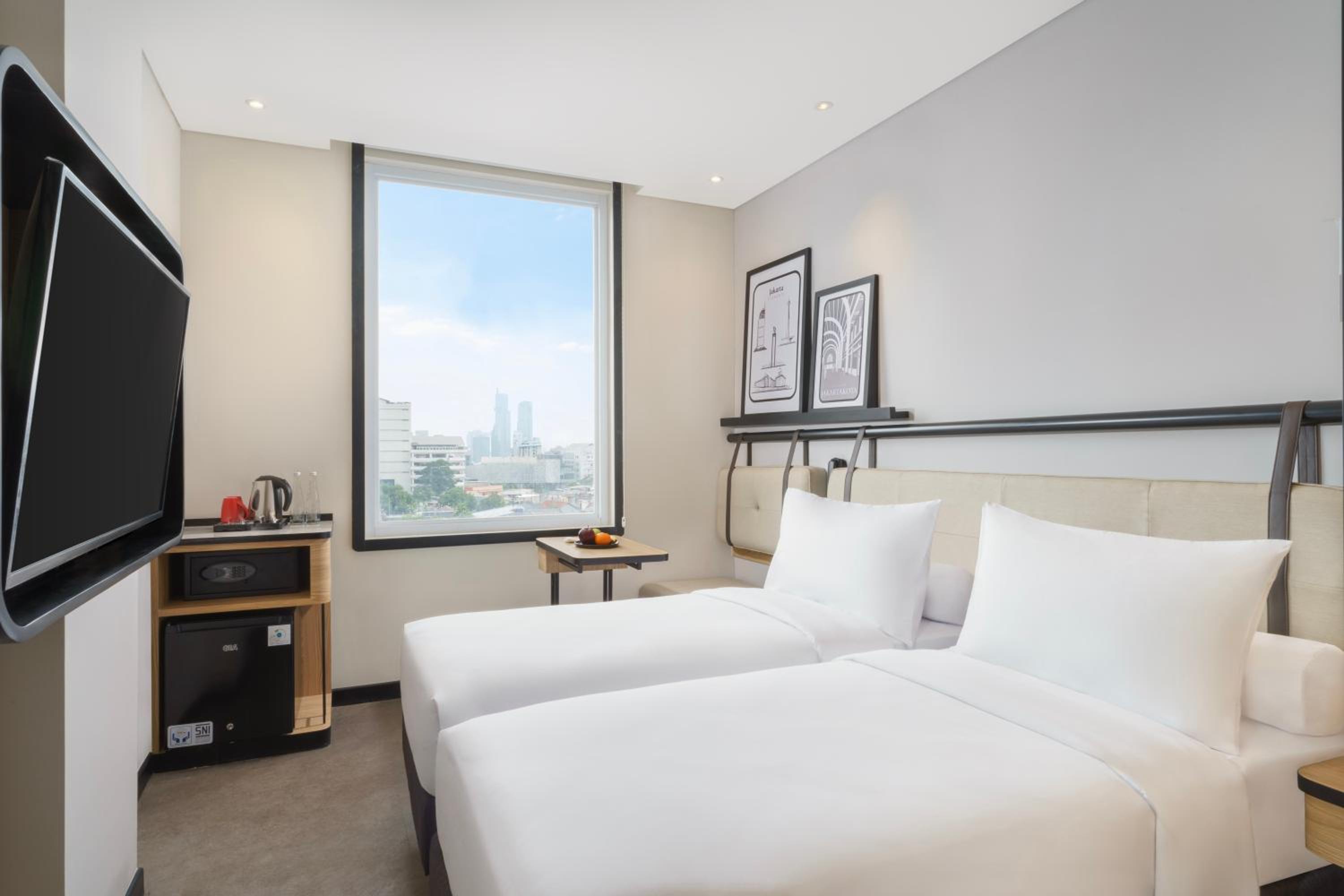 Standard Twin Room - Photo 5