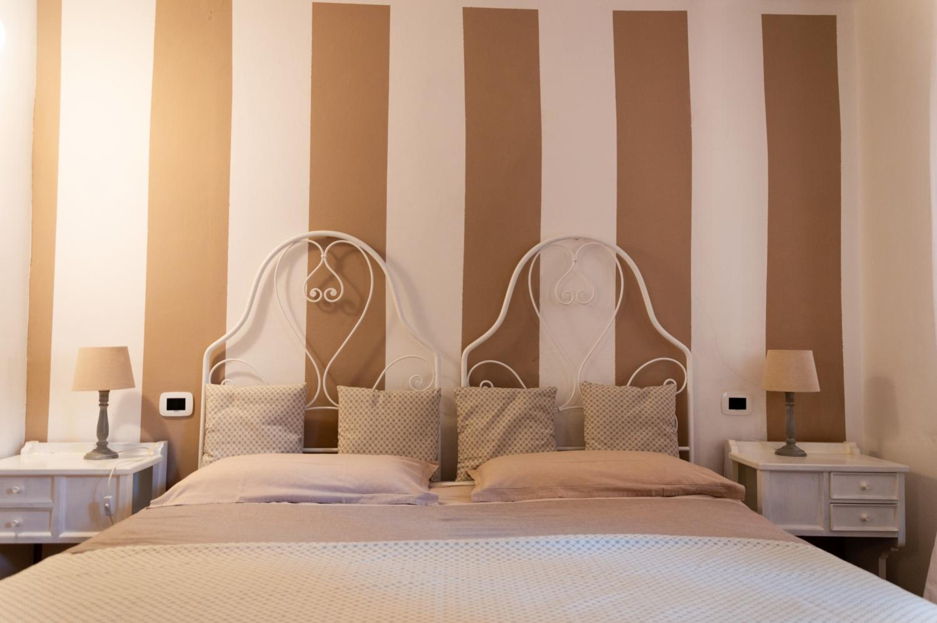 Double Room with Private Bathroom photo 2