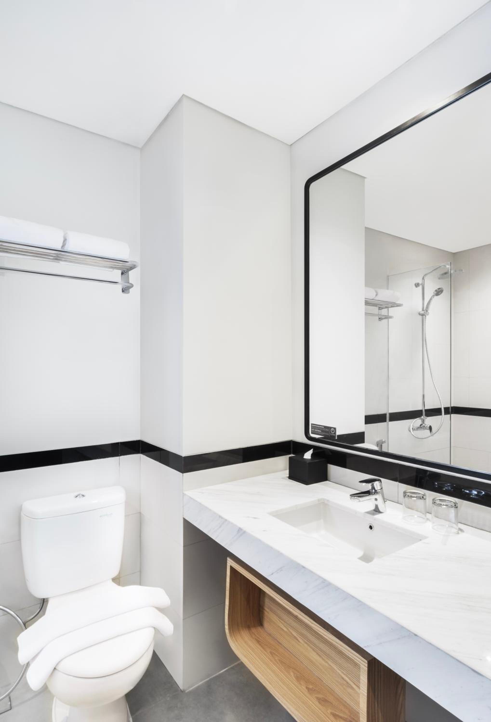 Standard Double Room - Photo 6