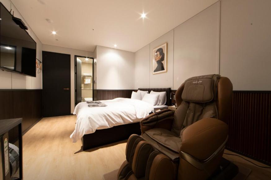 Deluxe Queen Room photo 3