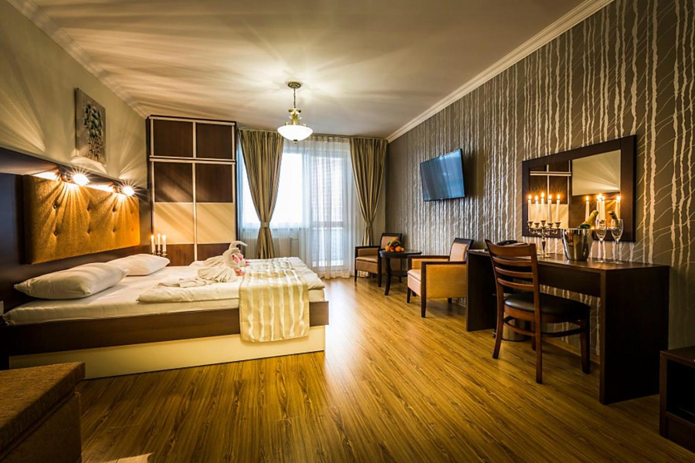Large Double Room photo 3