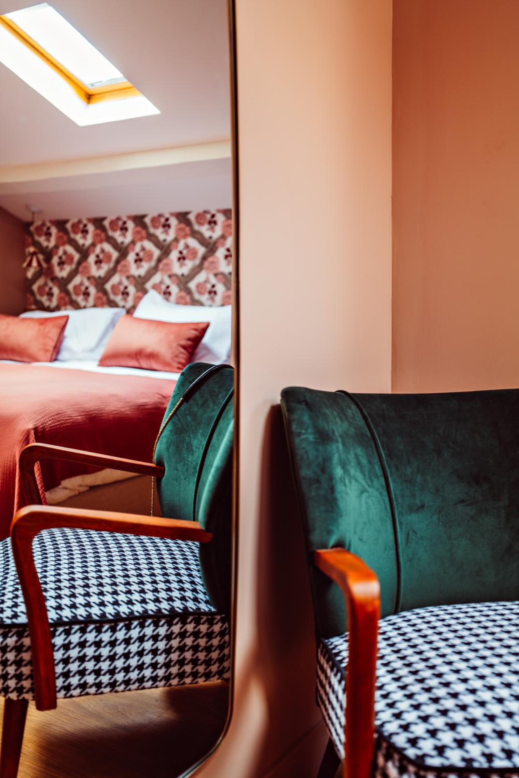 Double Room - Photo 15