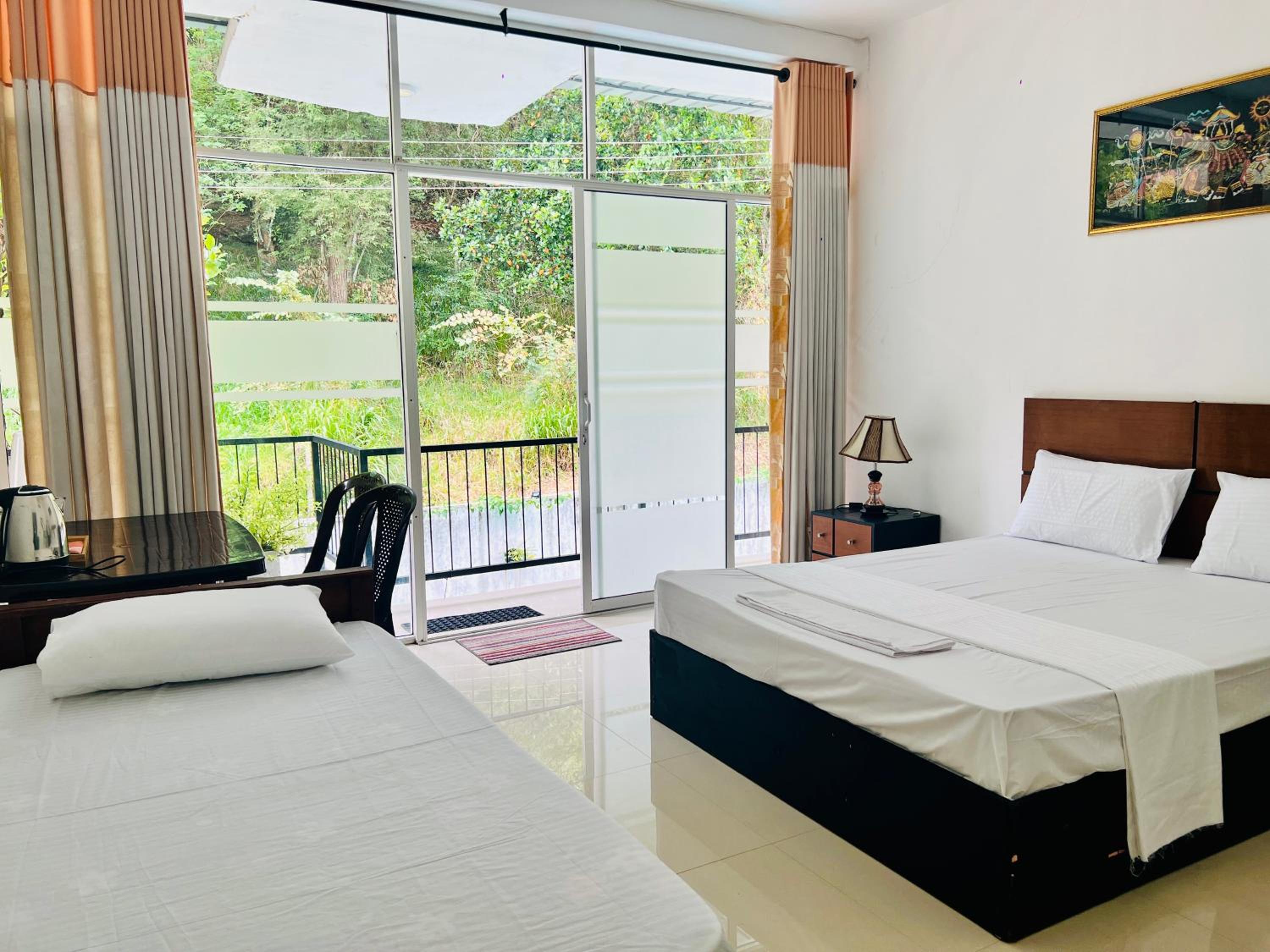 Triple Room with Pool View