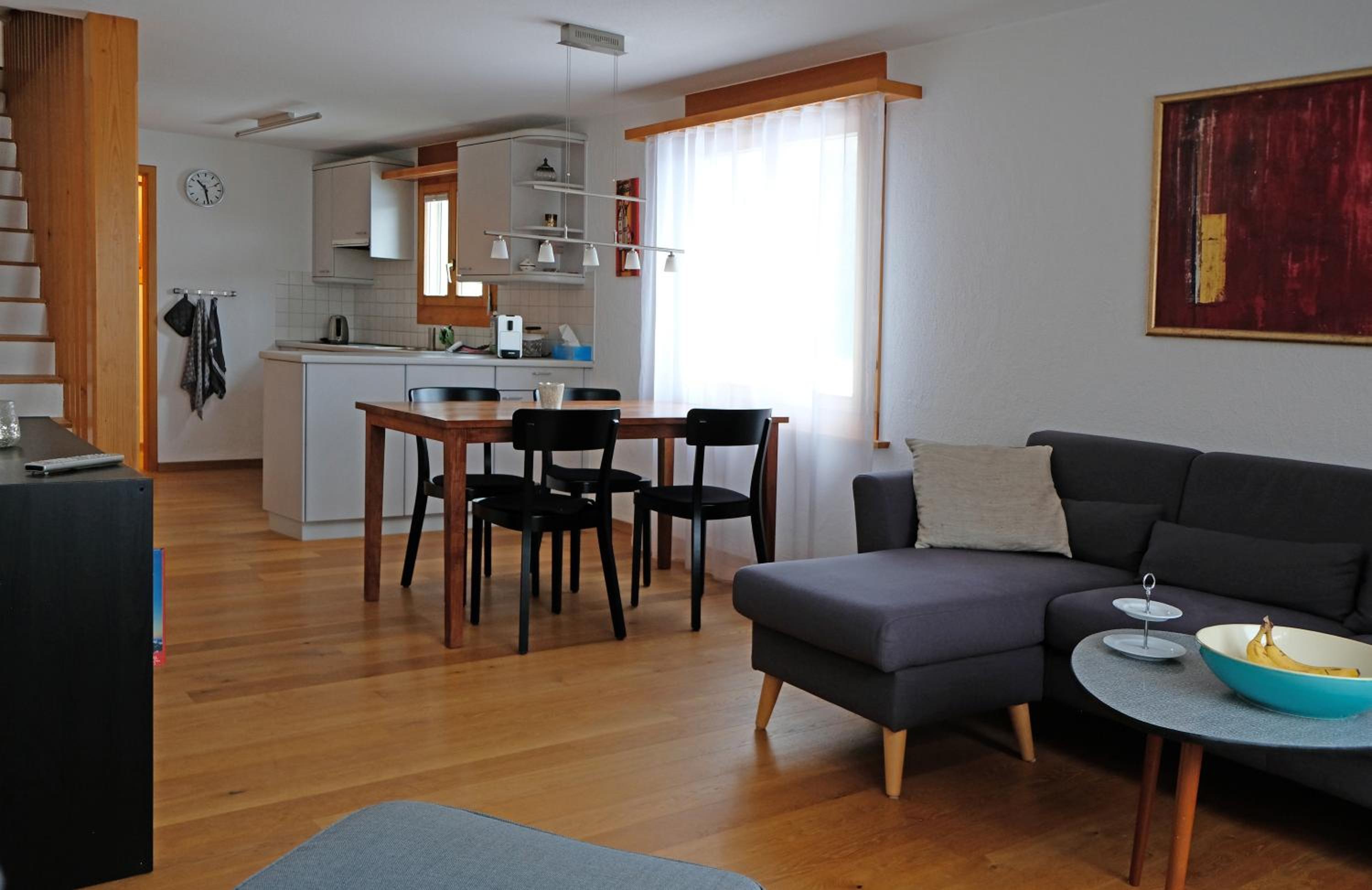 One-Bedroom Apartment photo 2