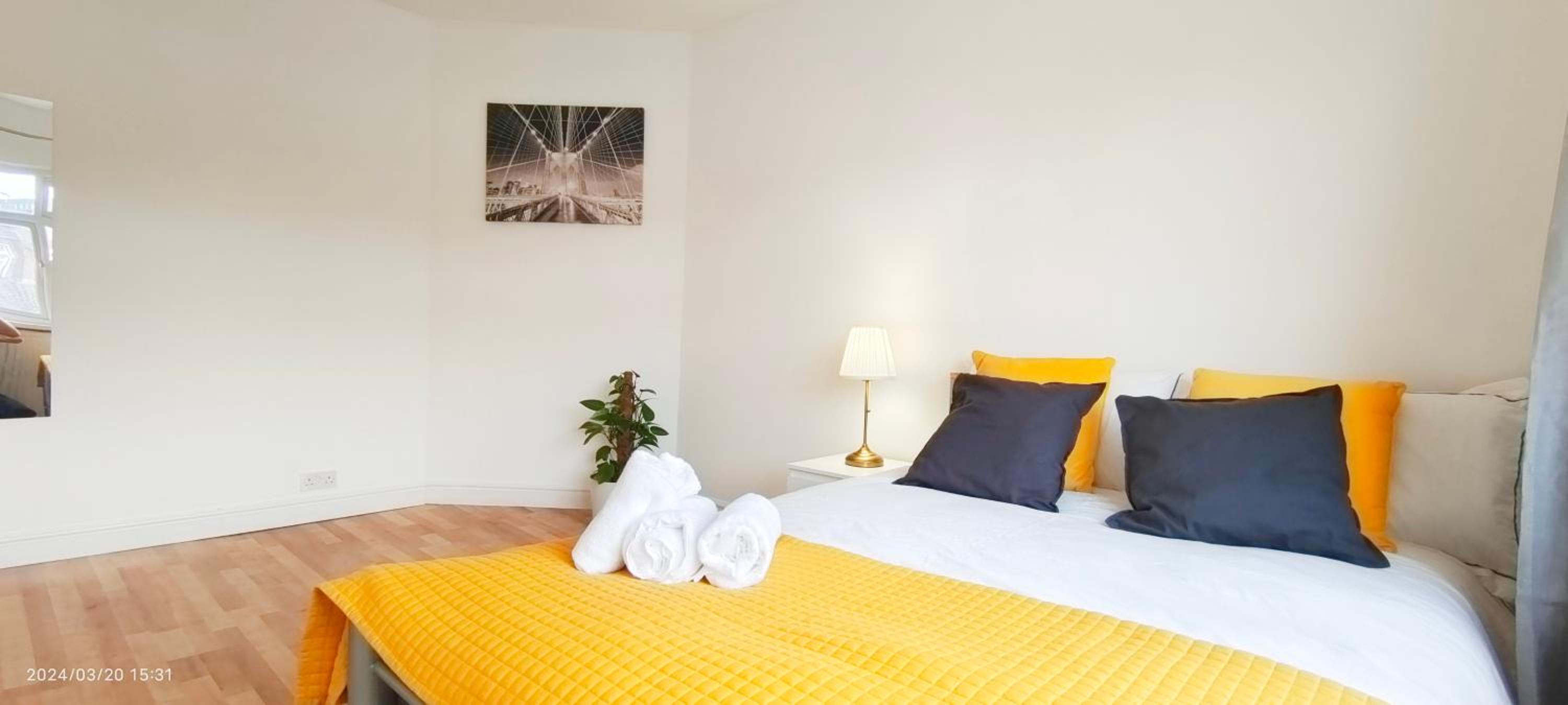 Four-Bedroom House photo 2