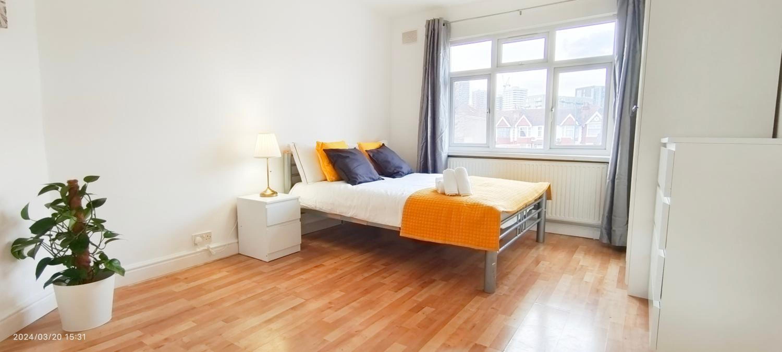Four-Bedroom House photo 1