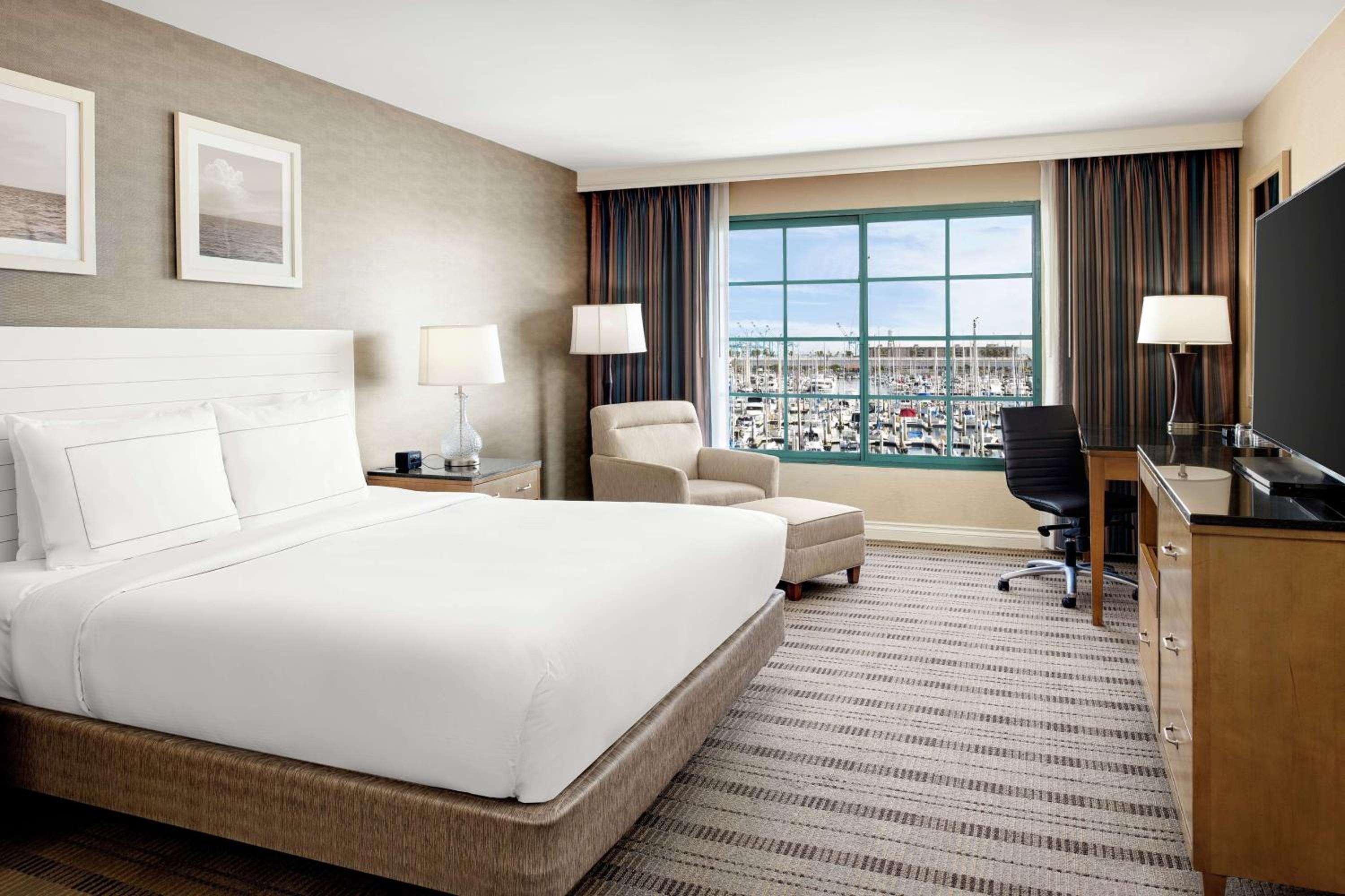 King Room with Marina View - Photo 3