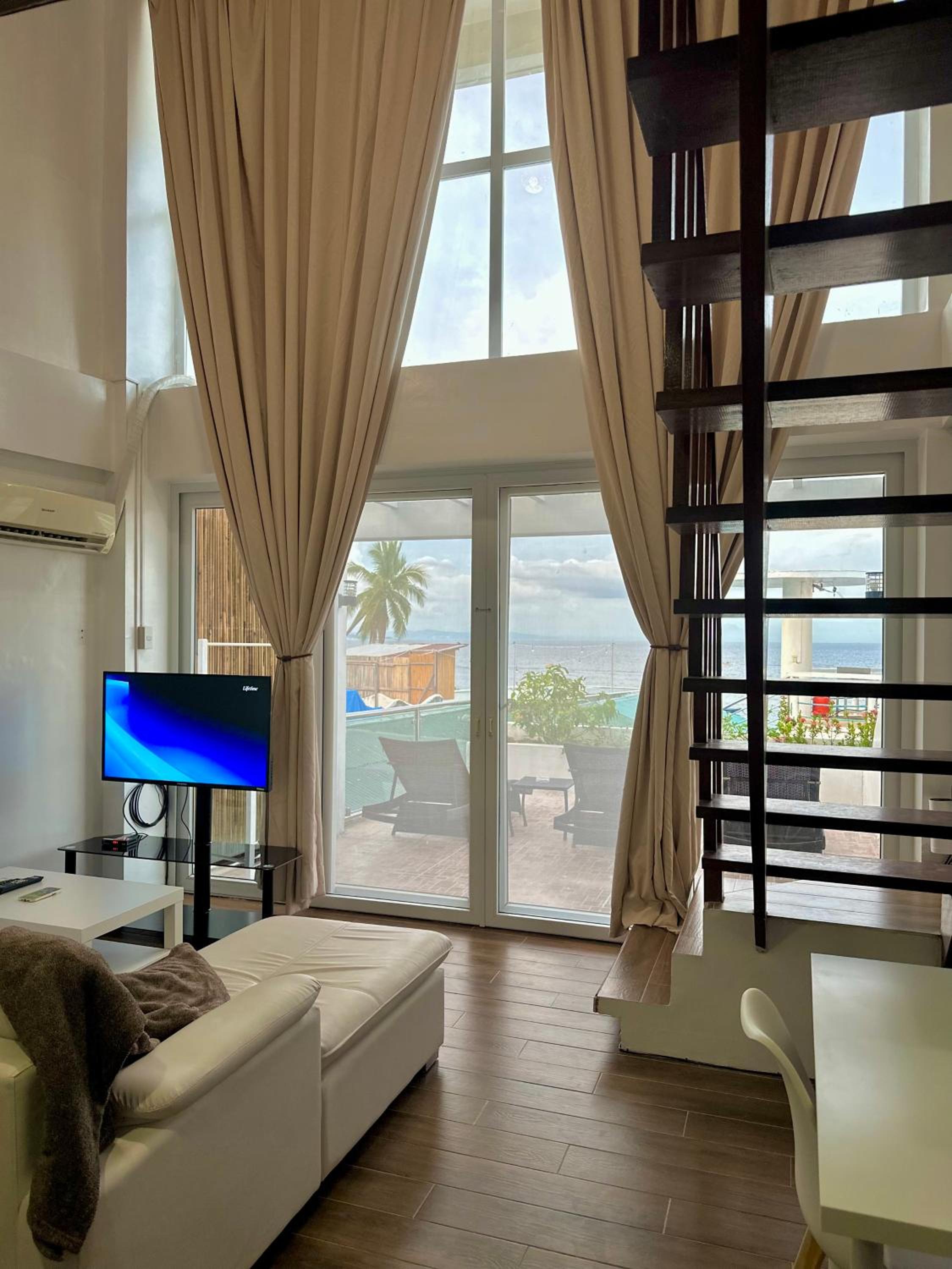 Villa with Sea View