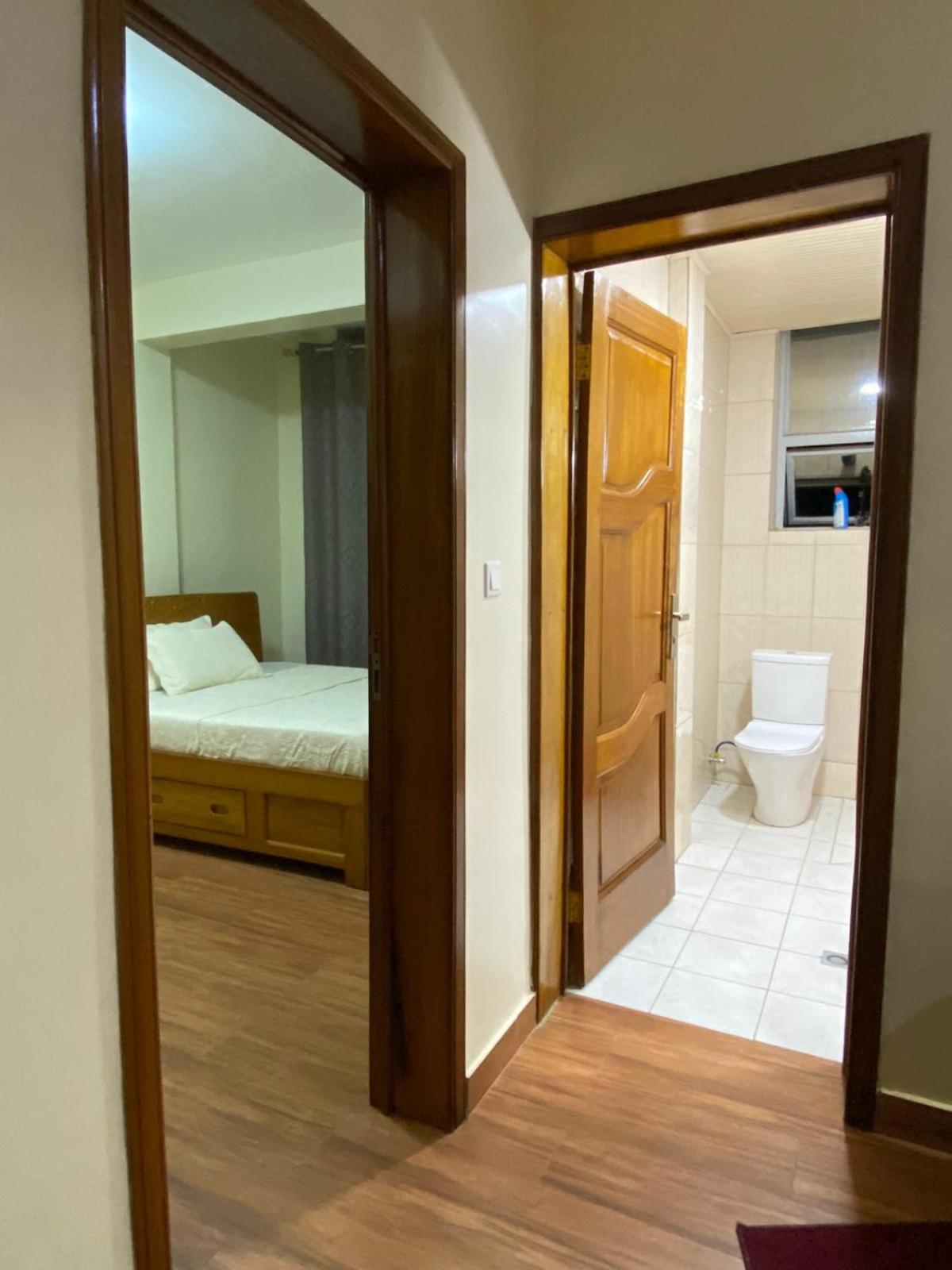 One-Bedroom Apartment - Photo 1