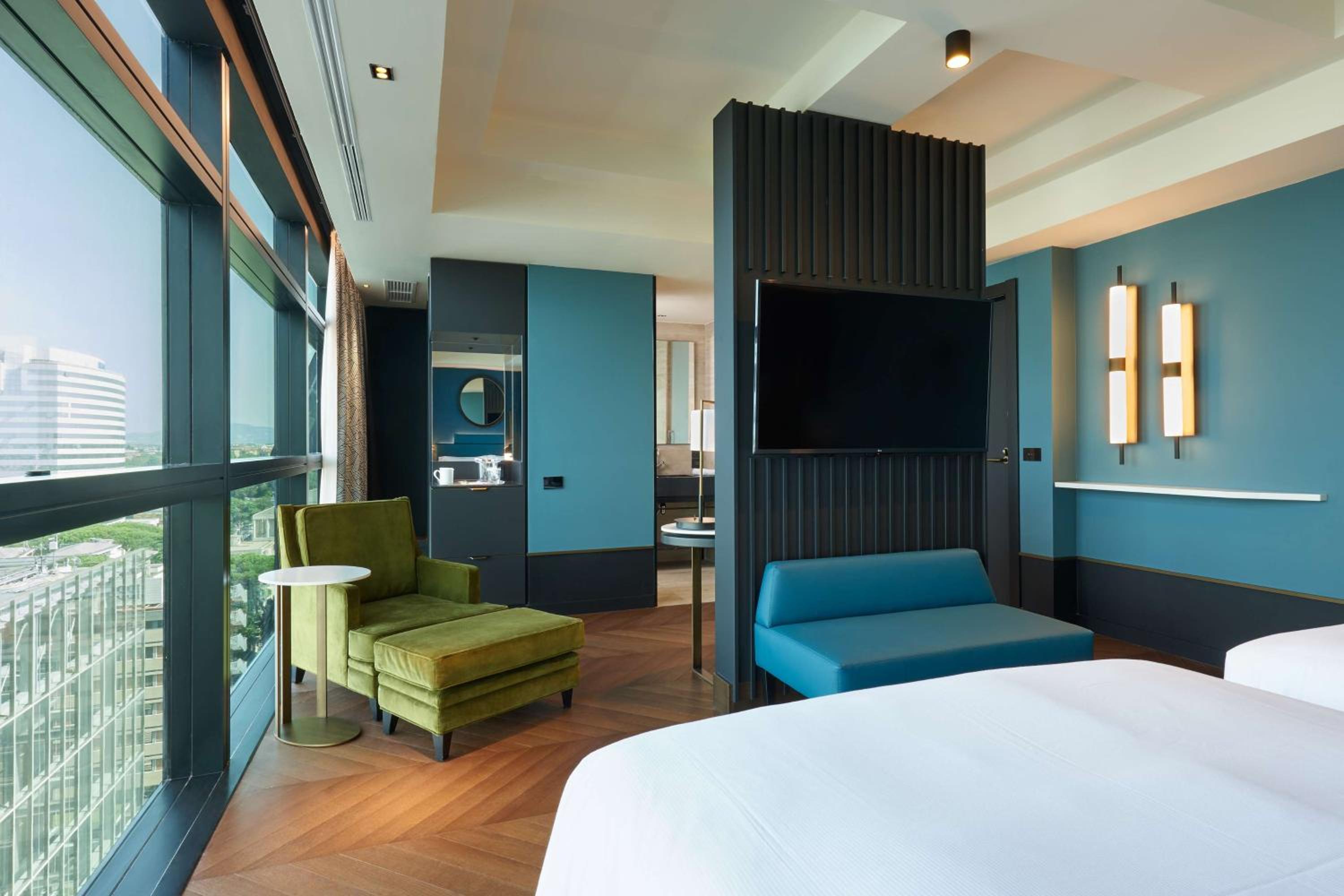 Executive Double Room with Two Double Beds - Lounge Access