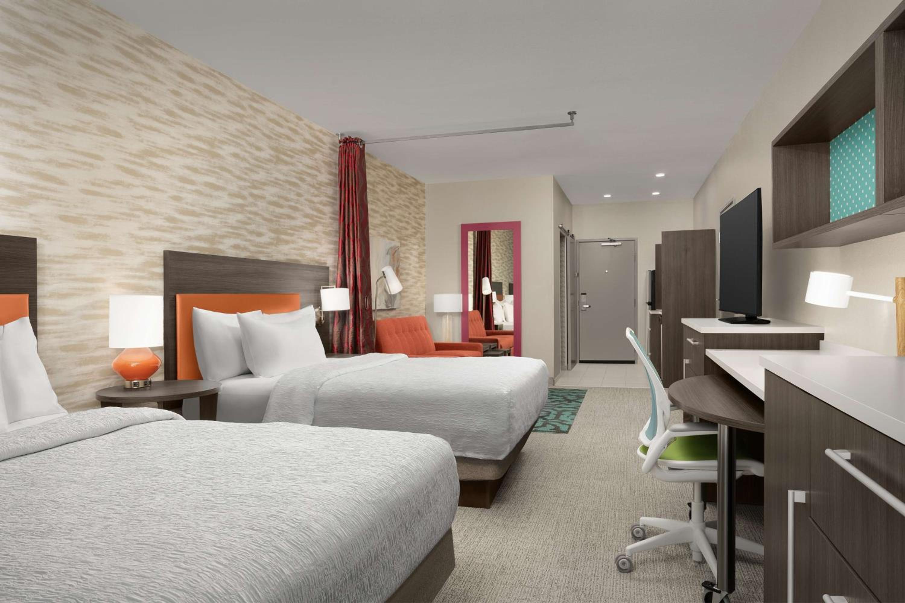 Studio Suite with Two Queen Beds - Photo 1