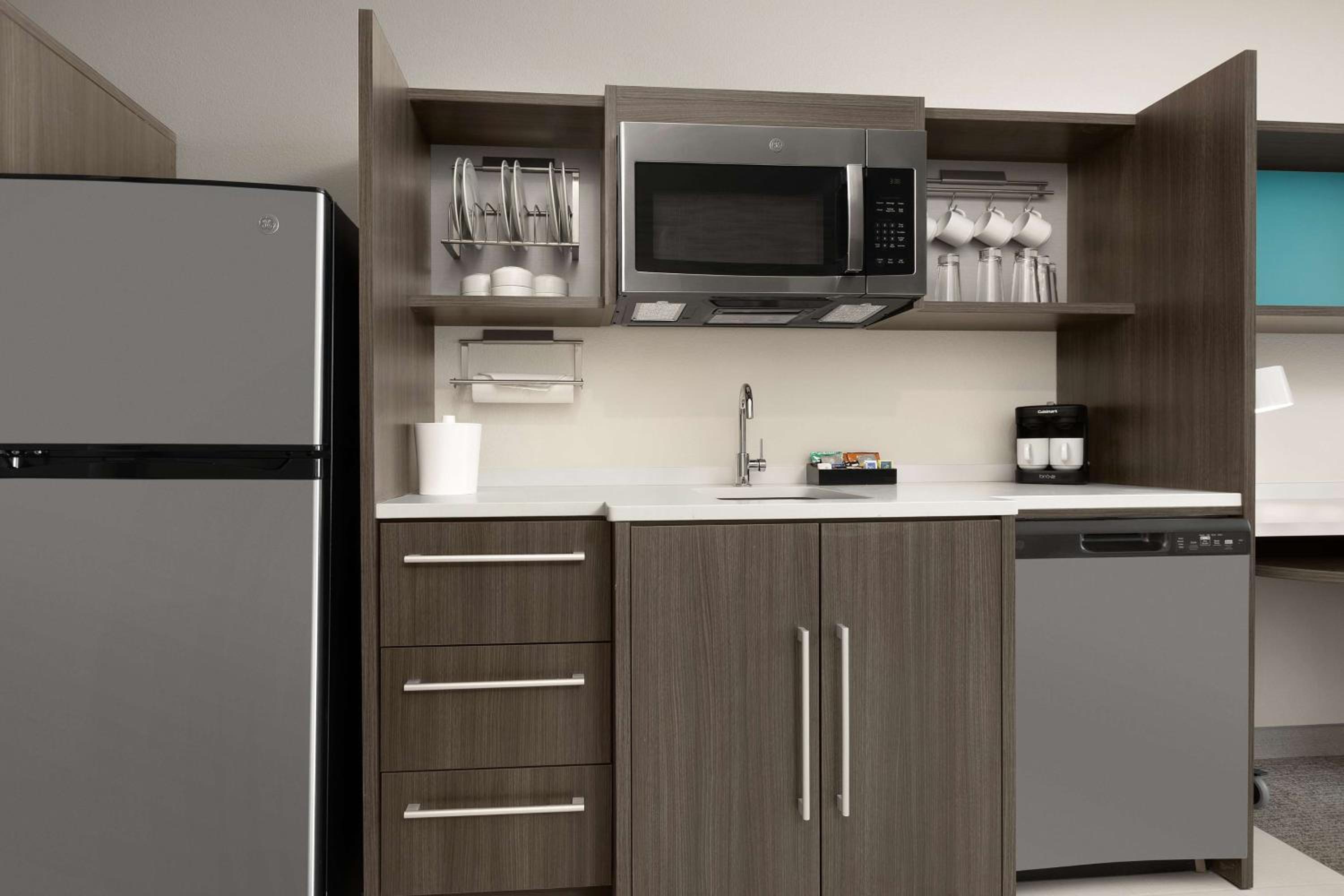 King Studio Suite - Photo 3
