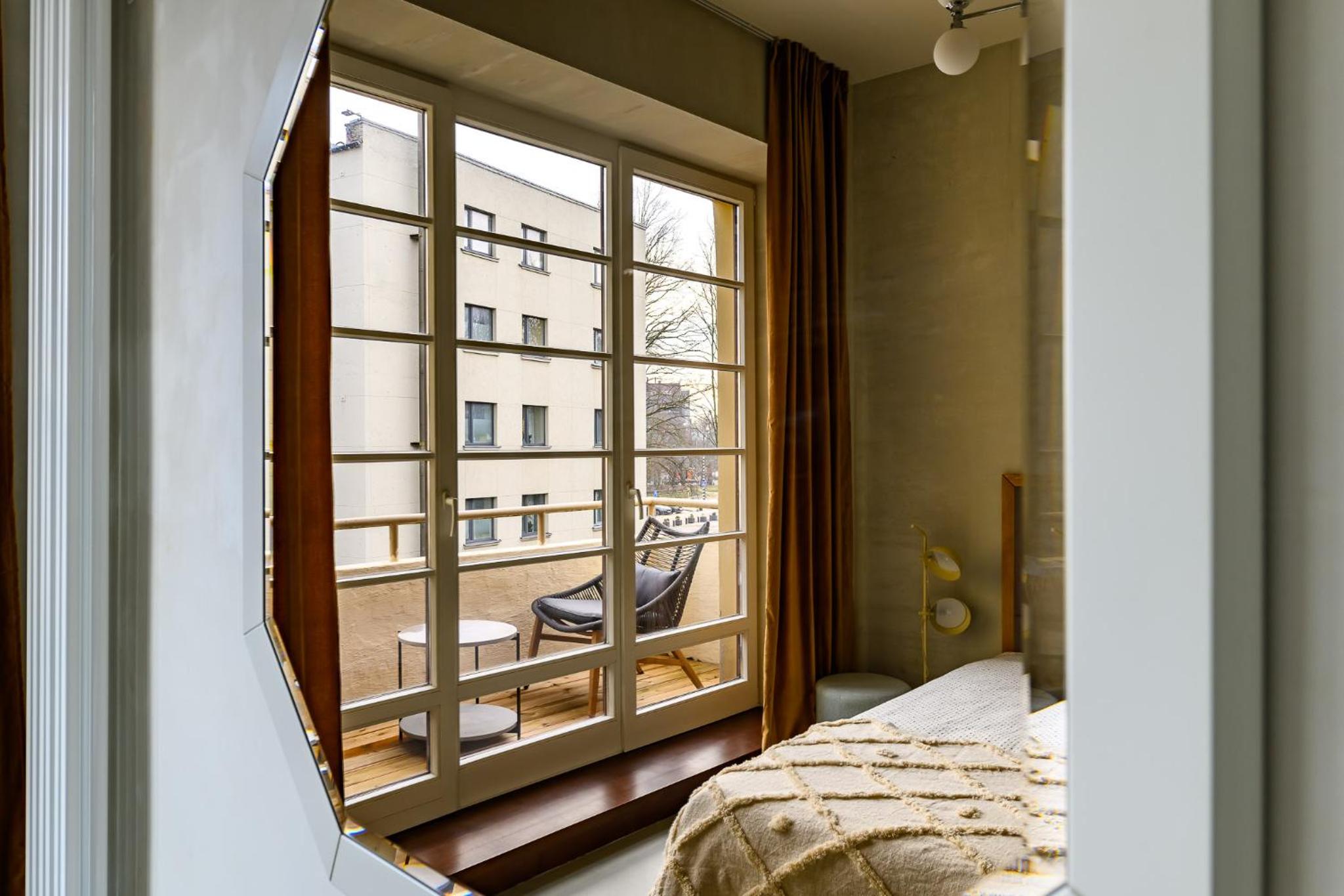 Apartment with Terrace photo 2