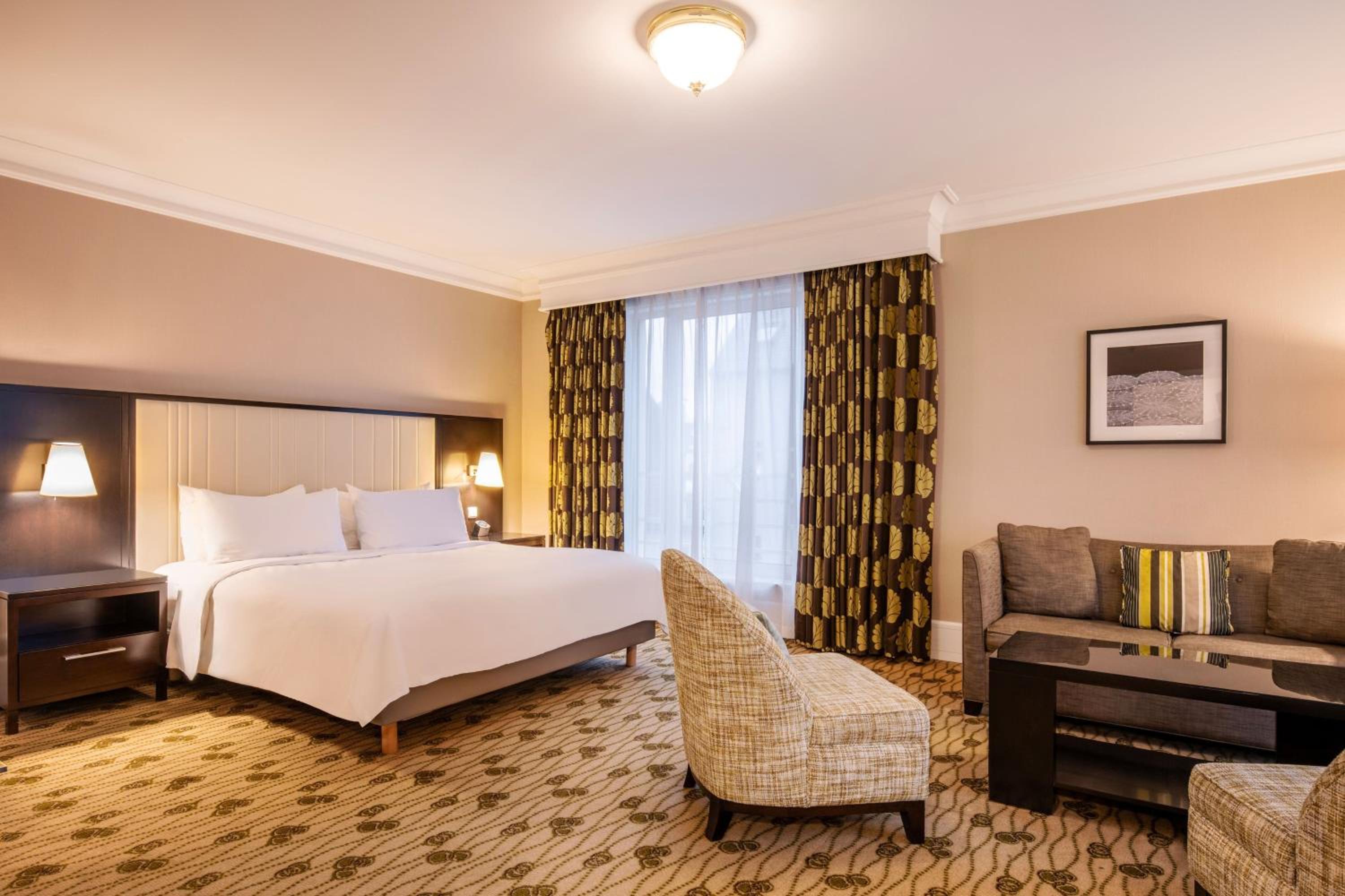 Junior Suite - Photo 8