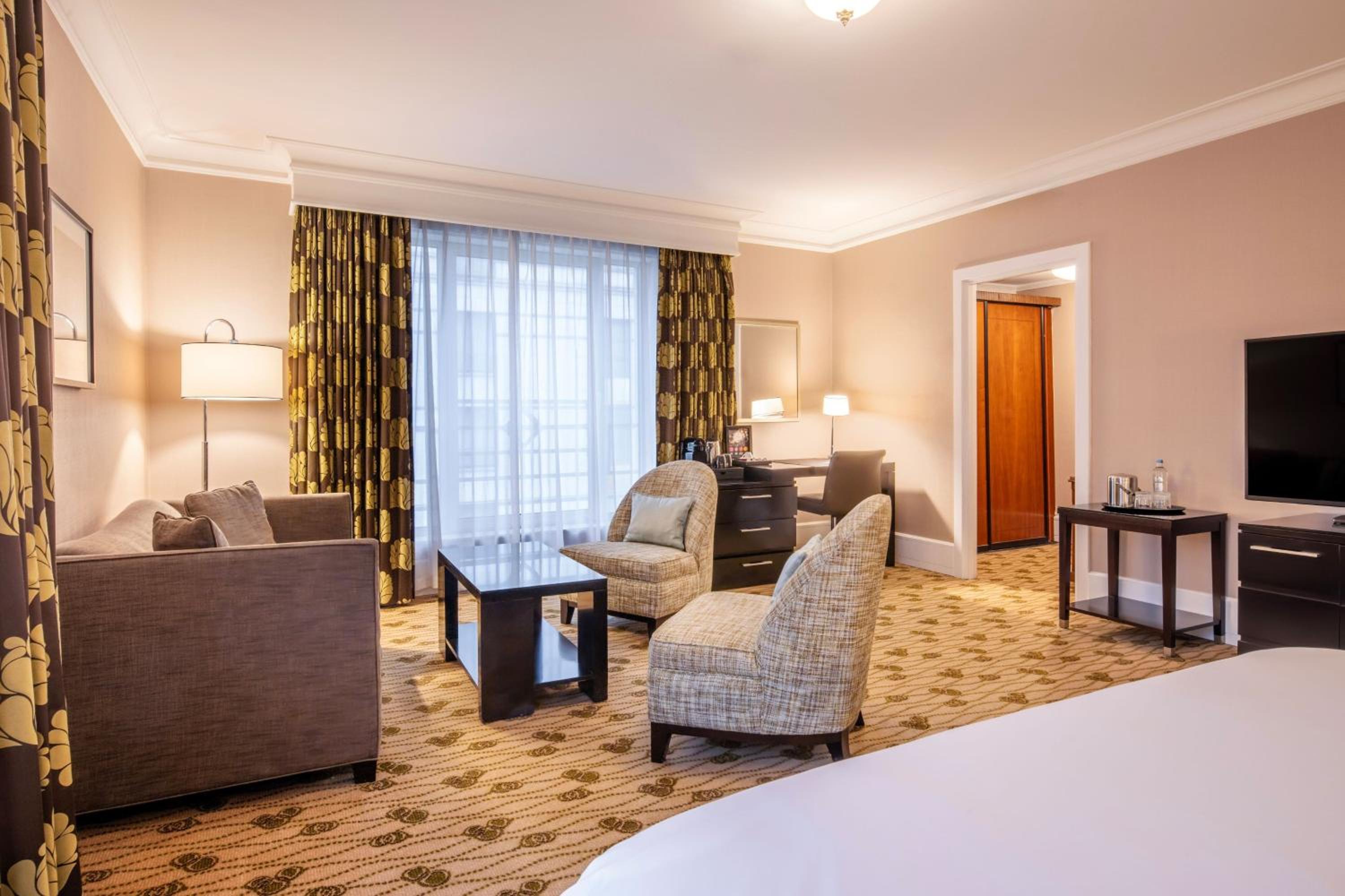 Junior Suite - Photo 9