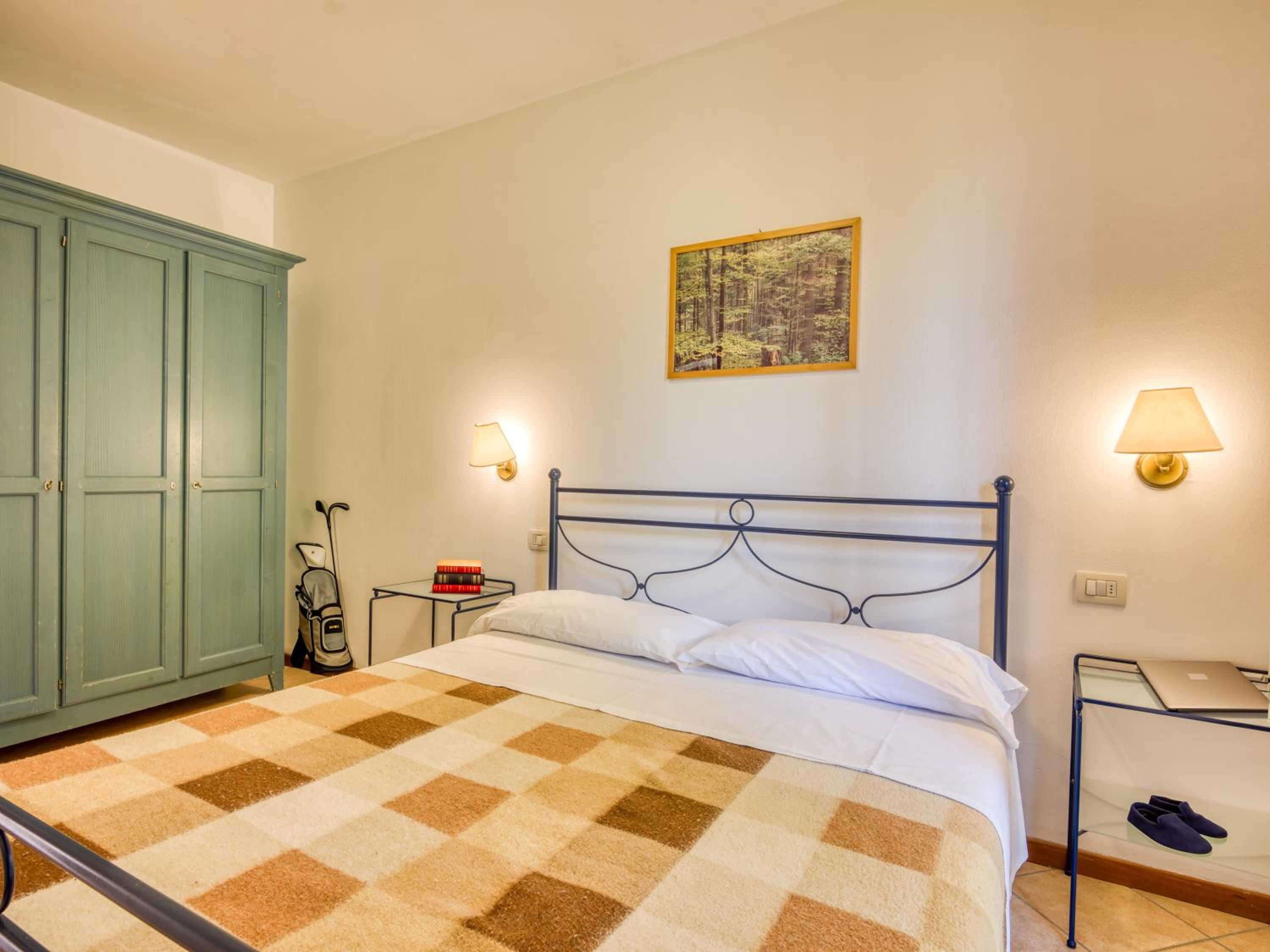 Two-Bedroom Apartment (6 Adults)