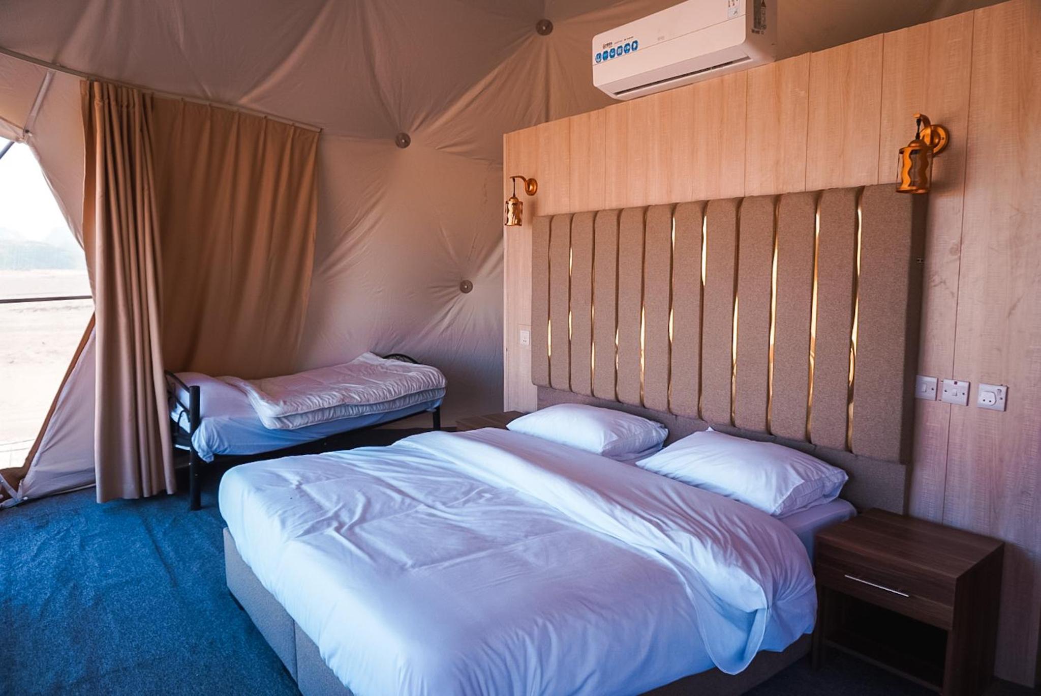 Superior Double or Twin Room with Mountain View - Photo 9