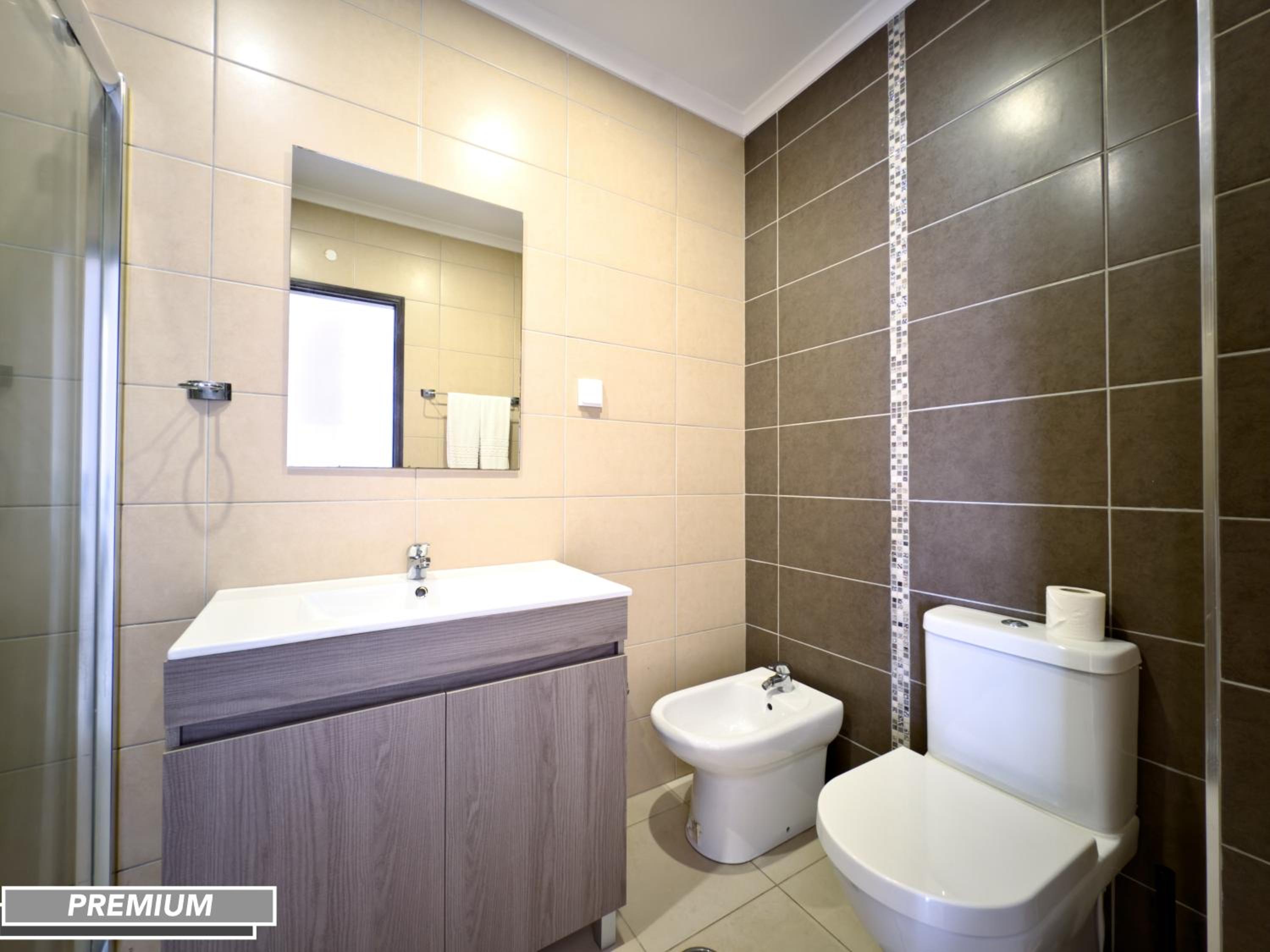 Premium Two-Bedroom Apartment - Photo 6