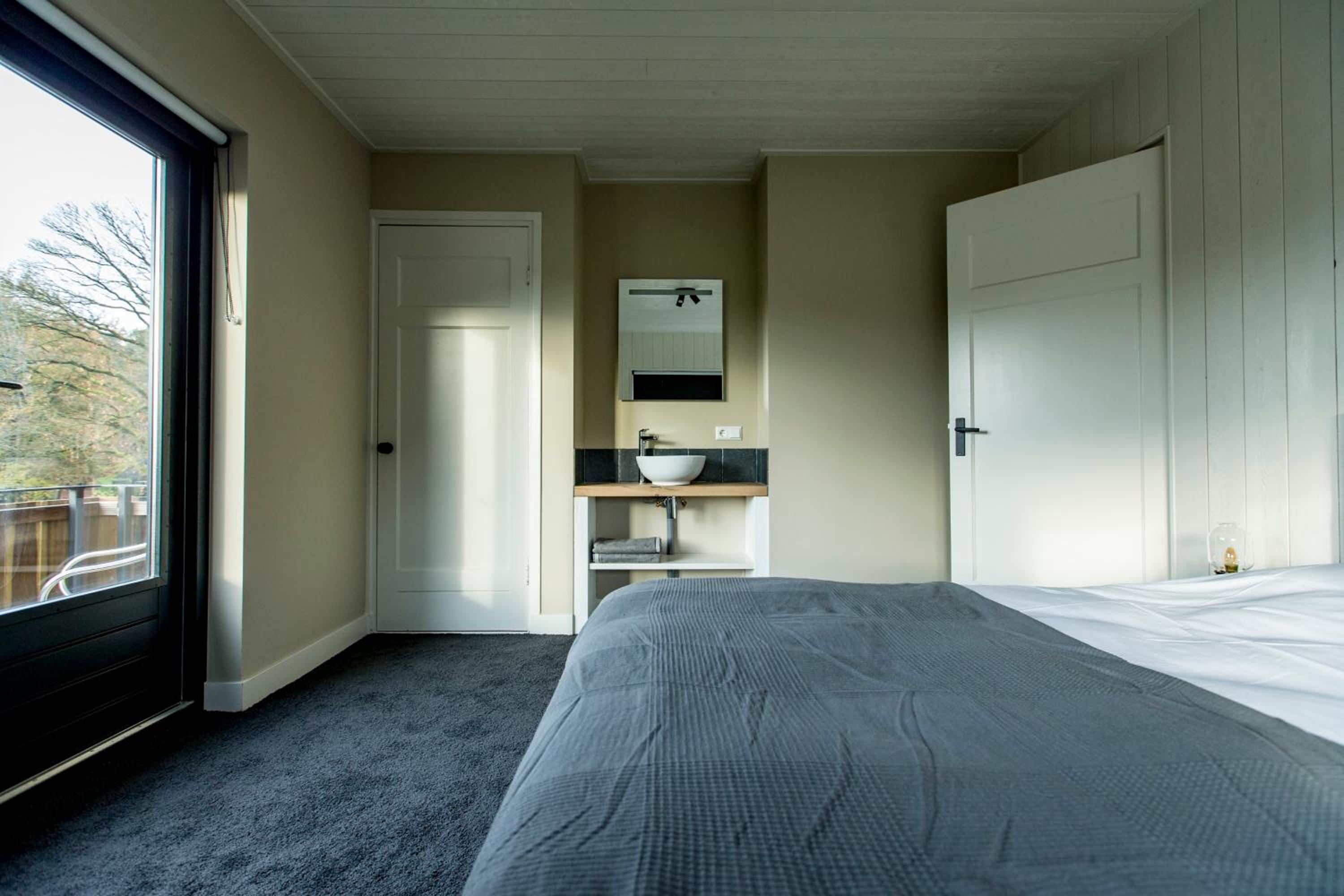 Villa photo 2