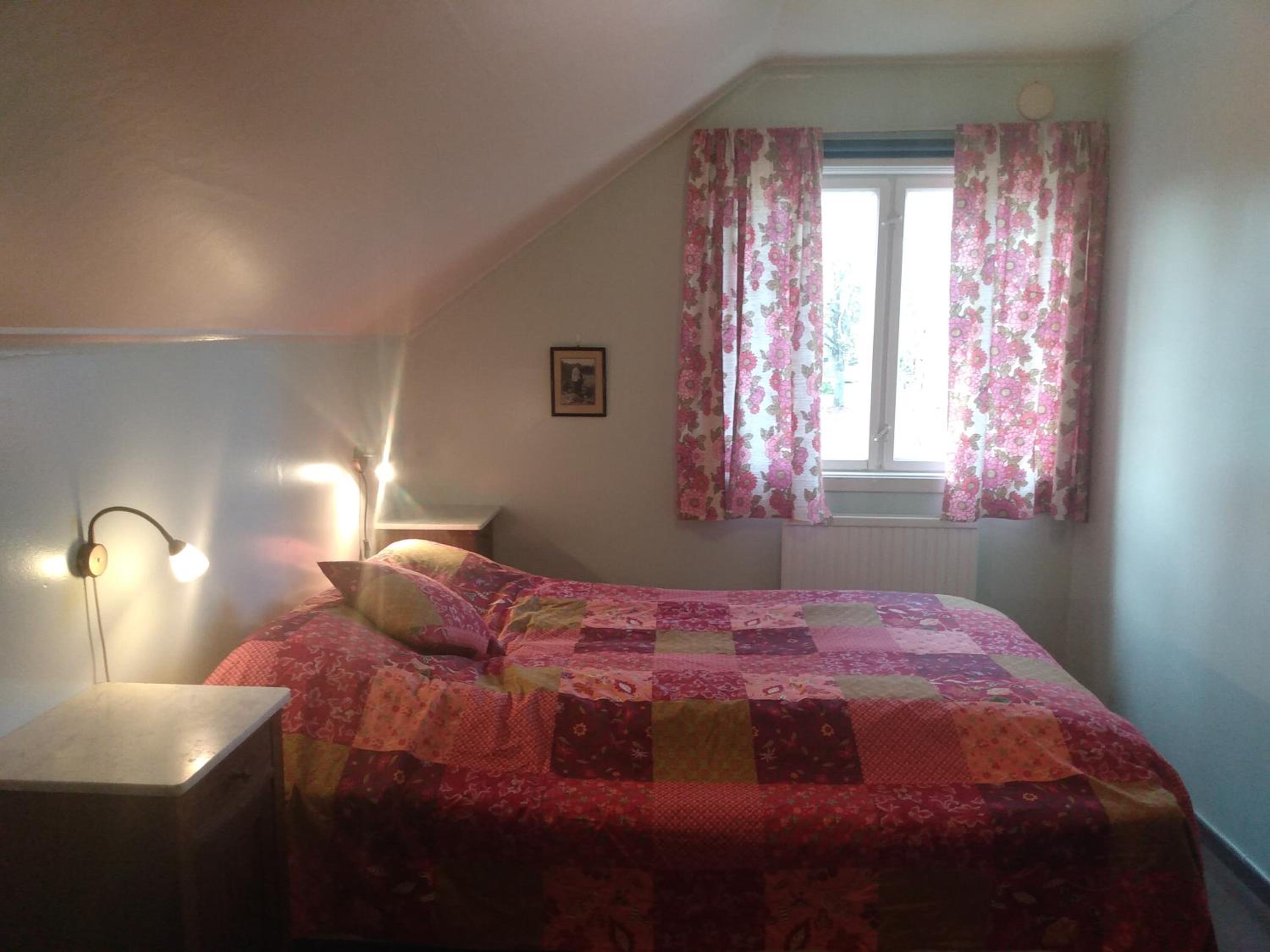 Four-Bedroom House photo 2