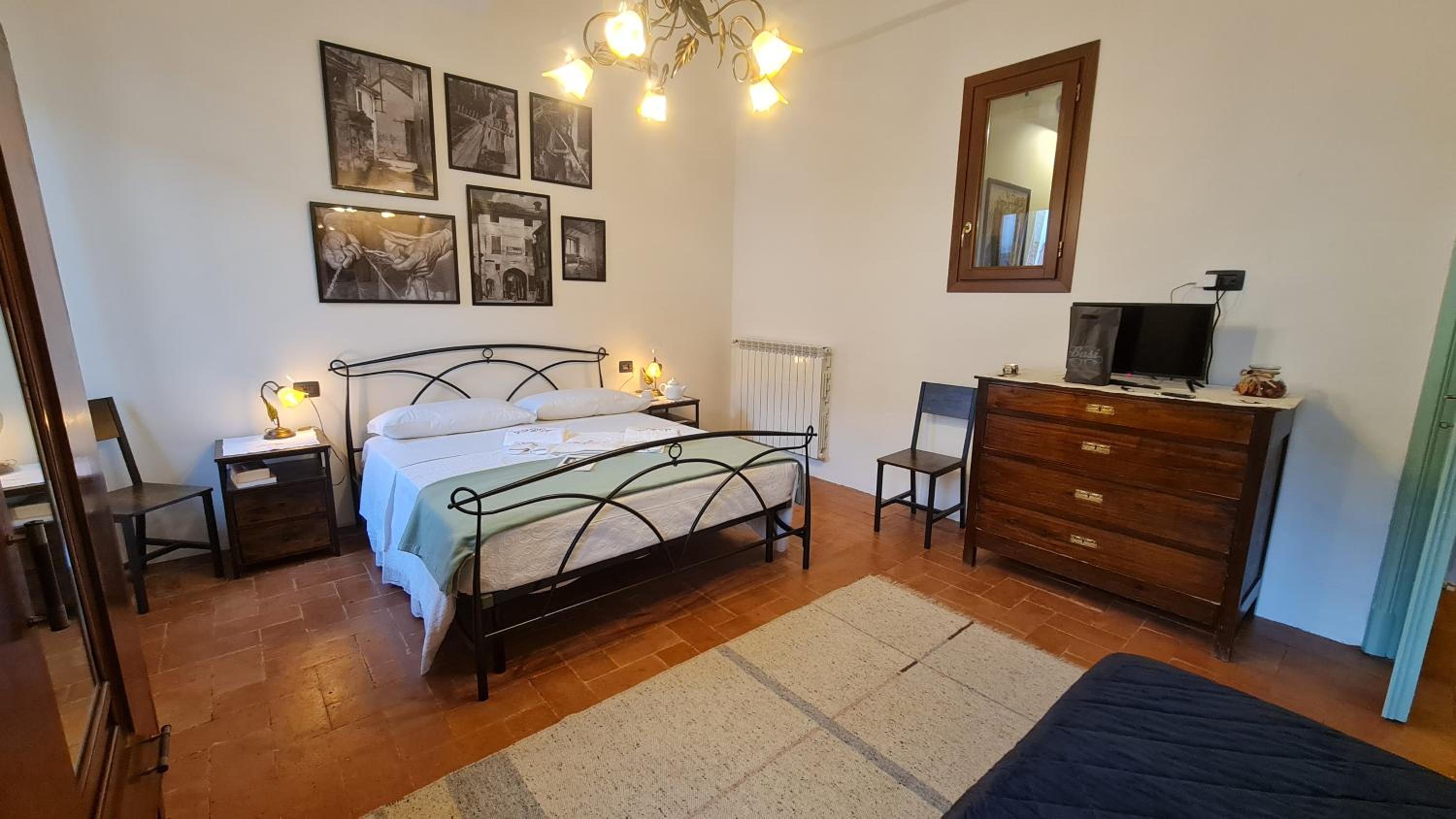 Large Double Room photo 2