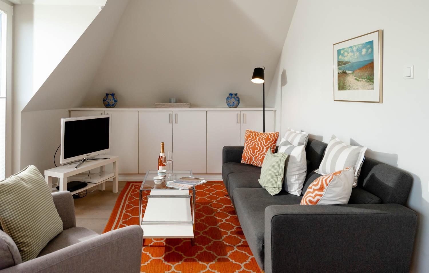 Apartment with Balcony - Photo 46