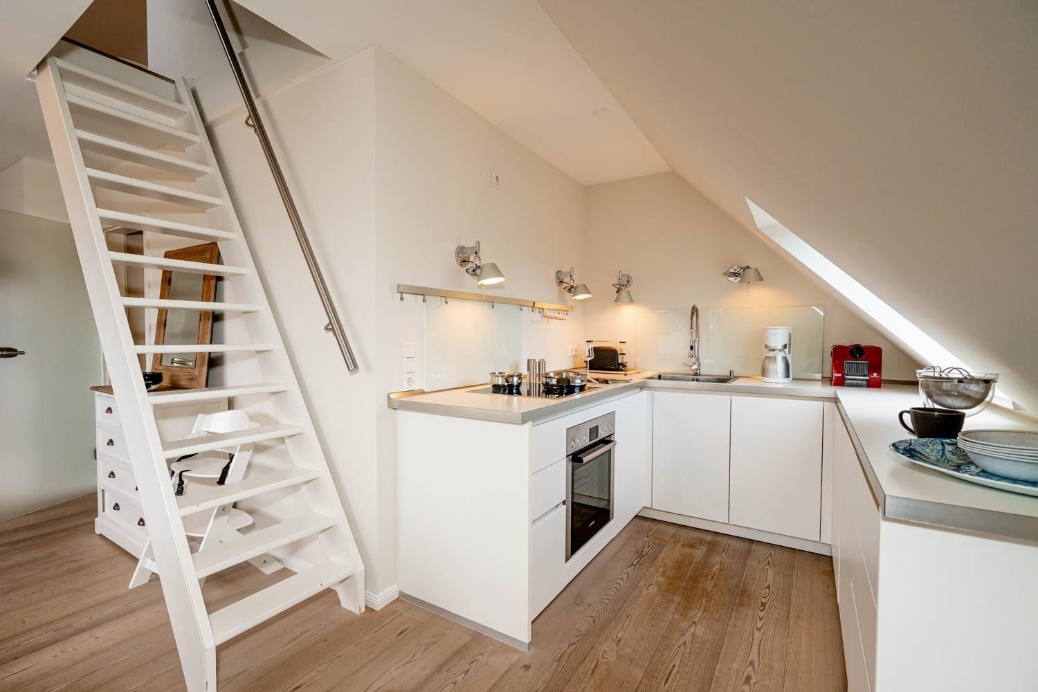 Apartment with Balcony - Photo 31
