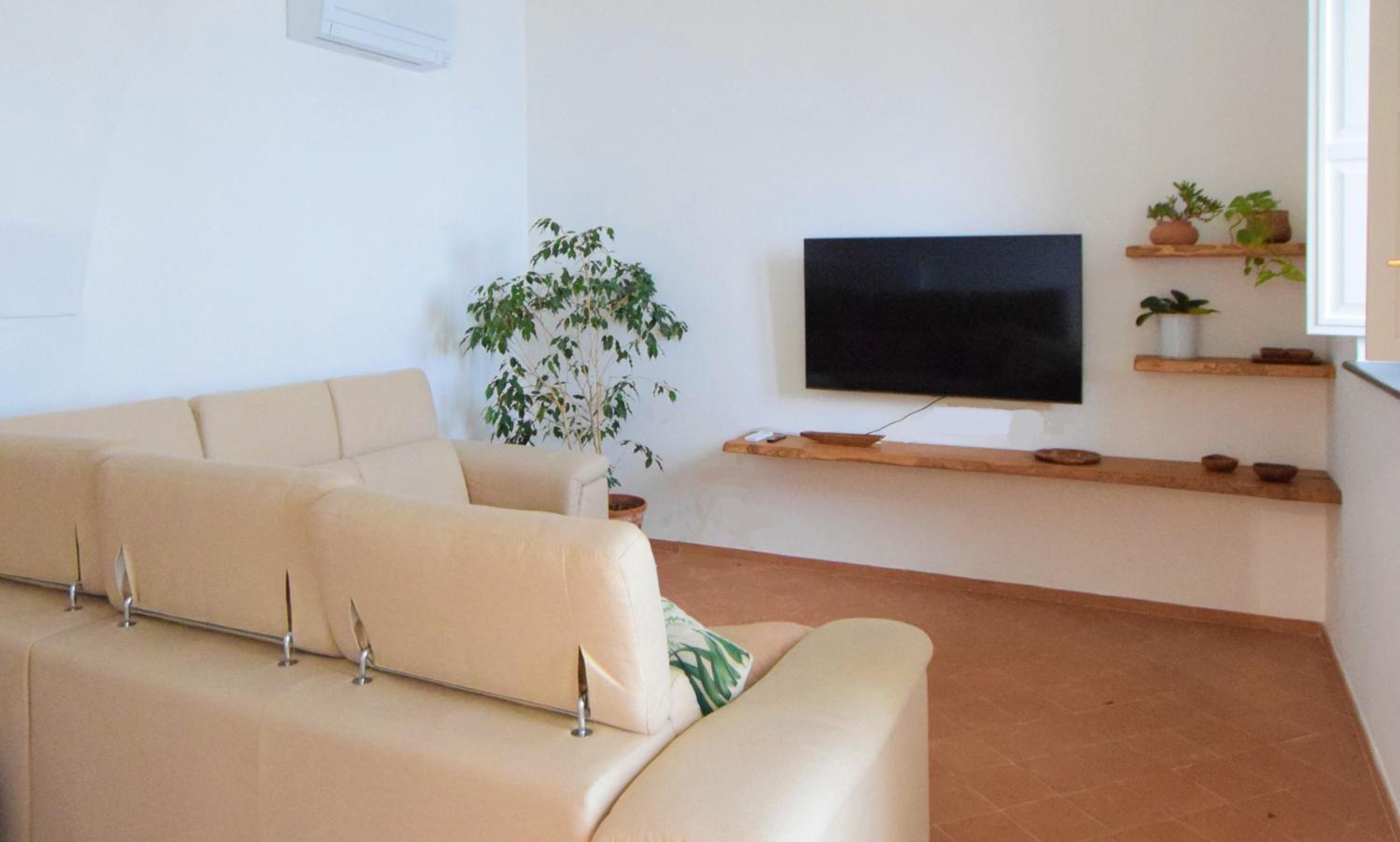 Villa with Sea View photo 1