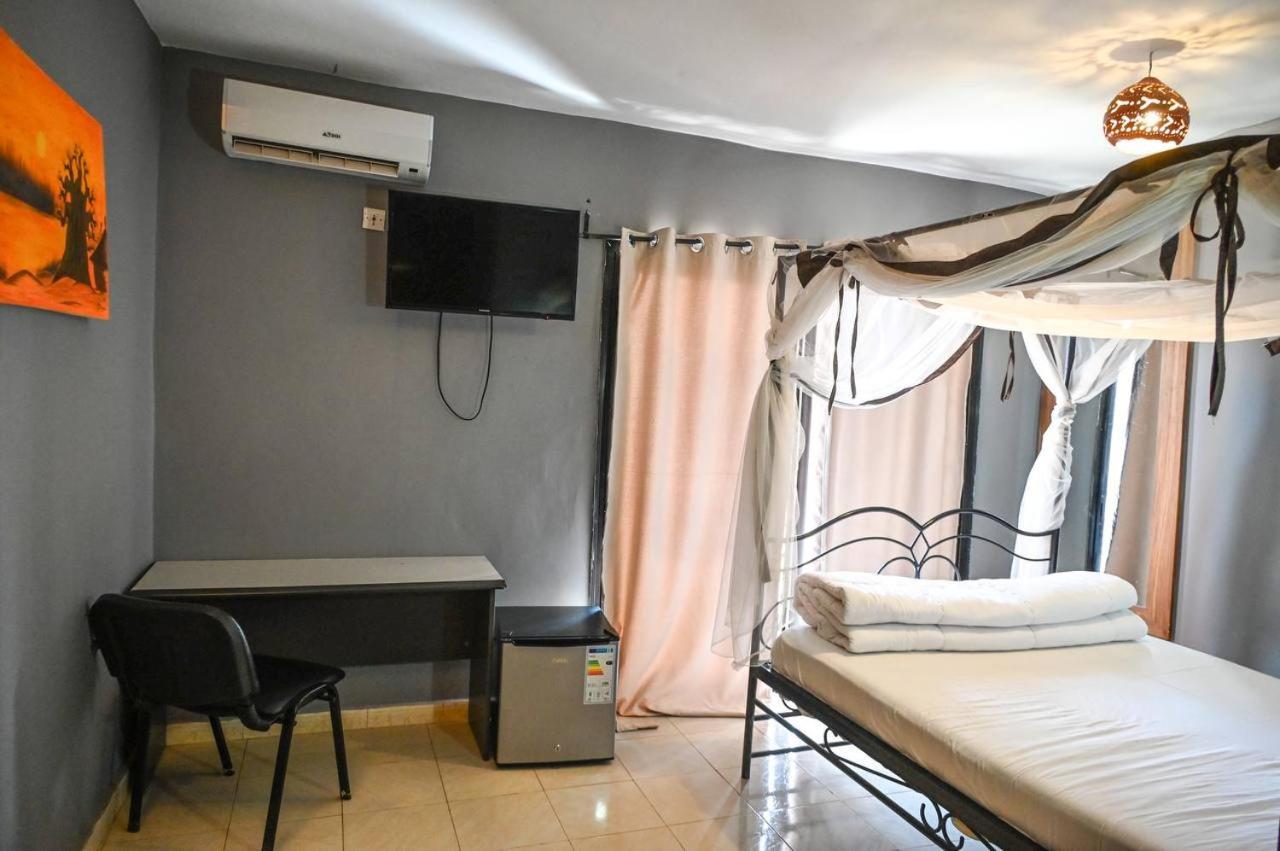 Single Room photo 3