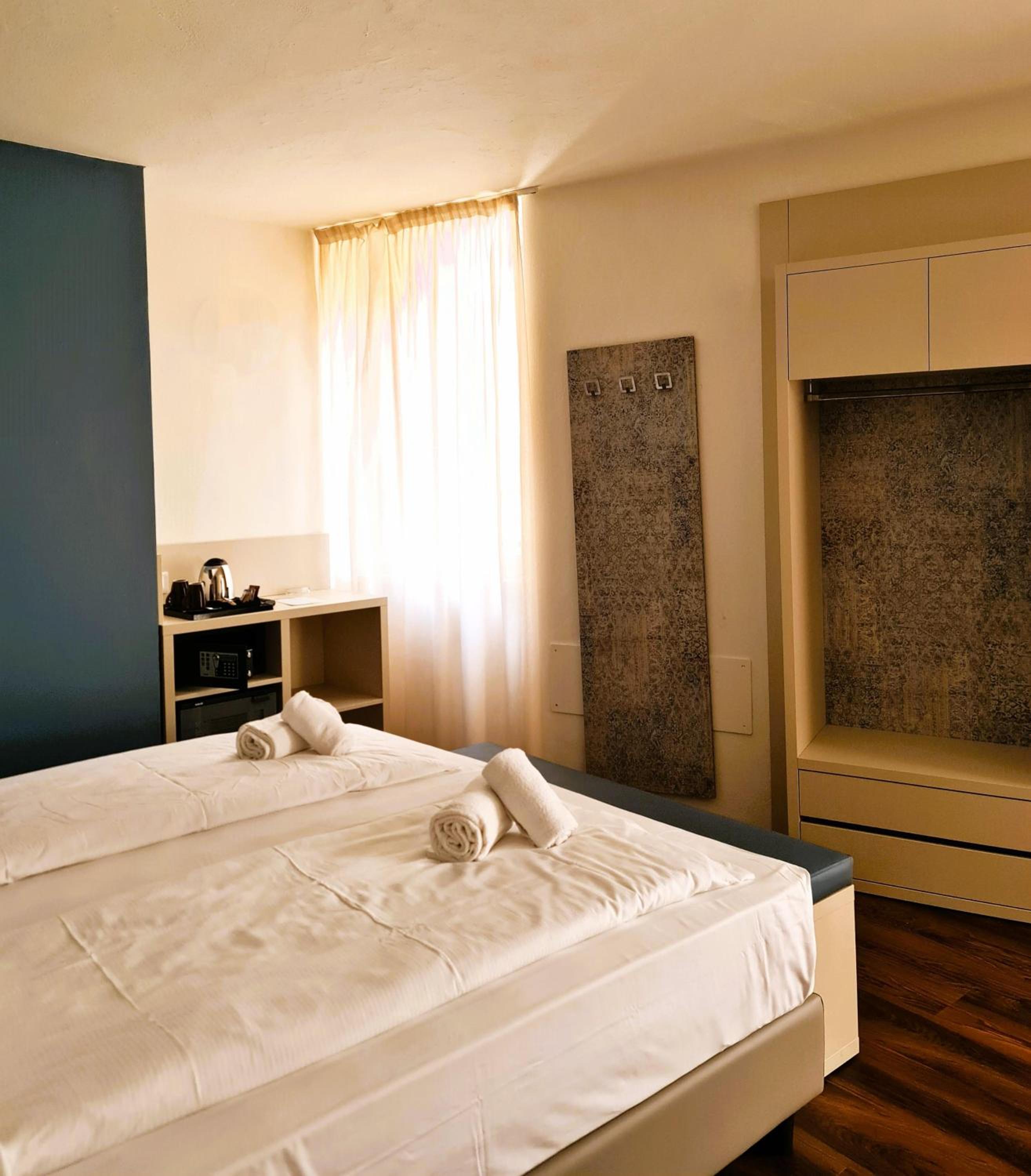 Double or Twin Room - Annex - Photo 2