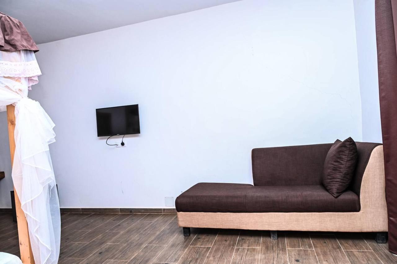 Suite with Lake View photo 2