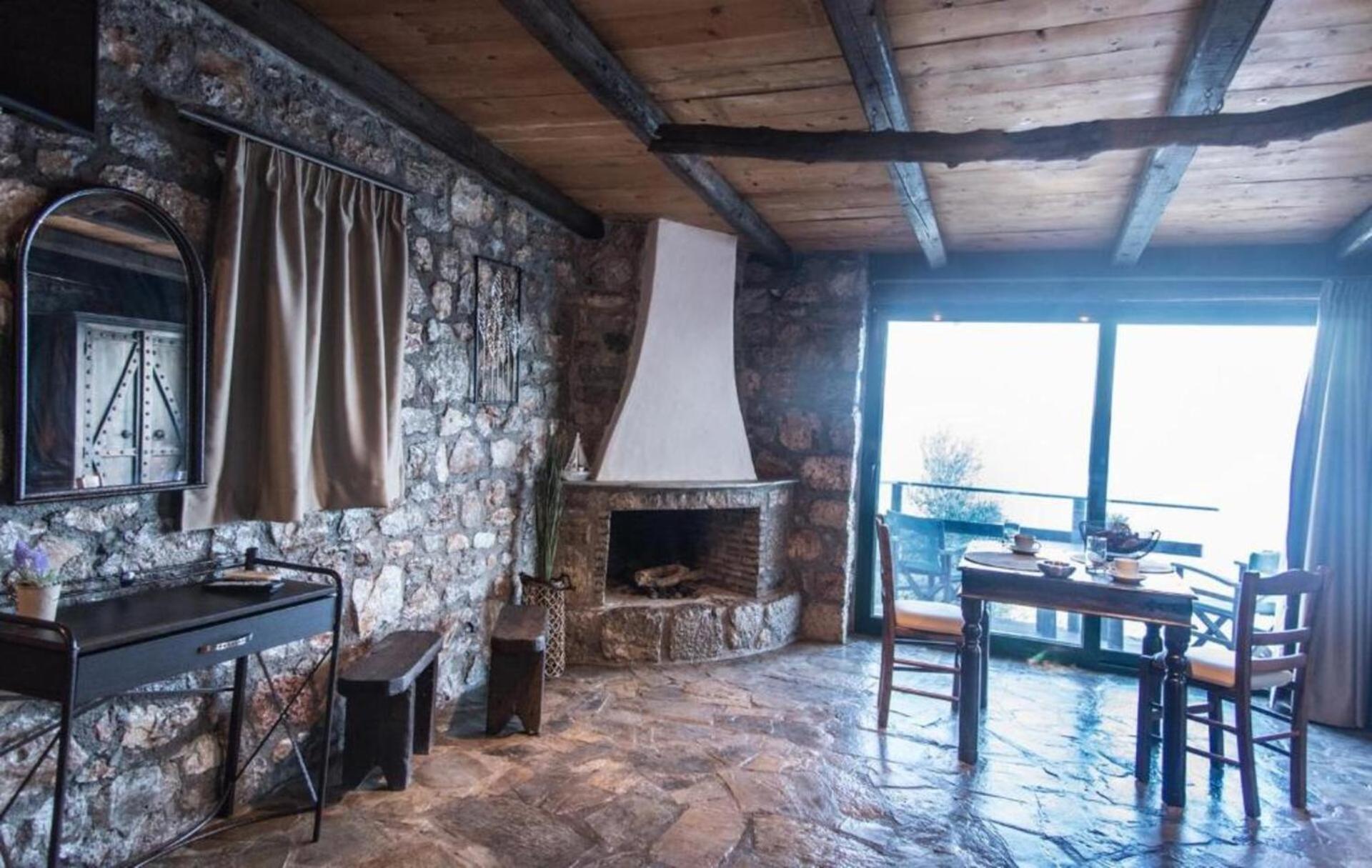 Deluxe Junior Suite with Sea View and Fireplace