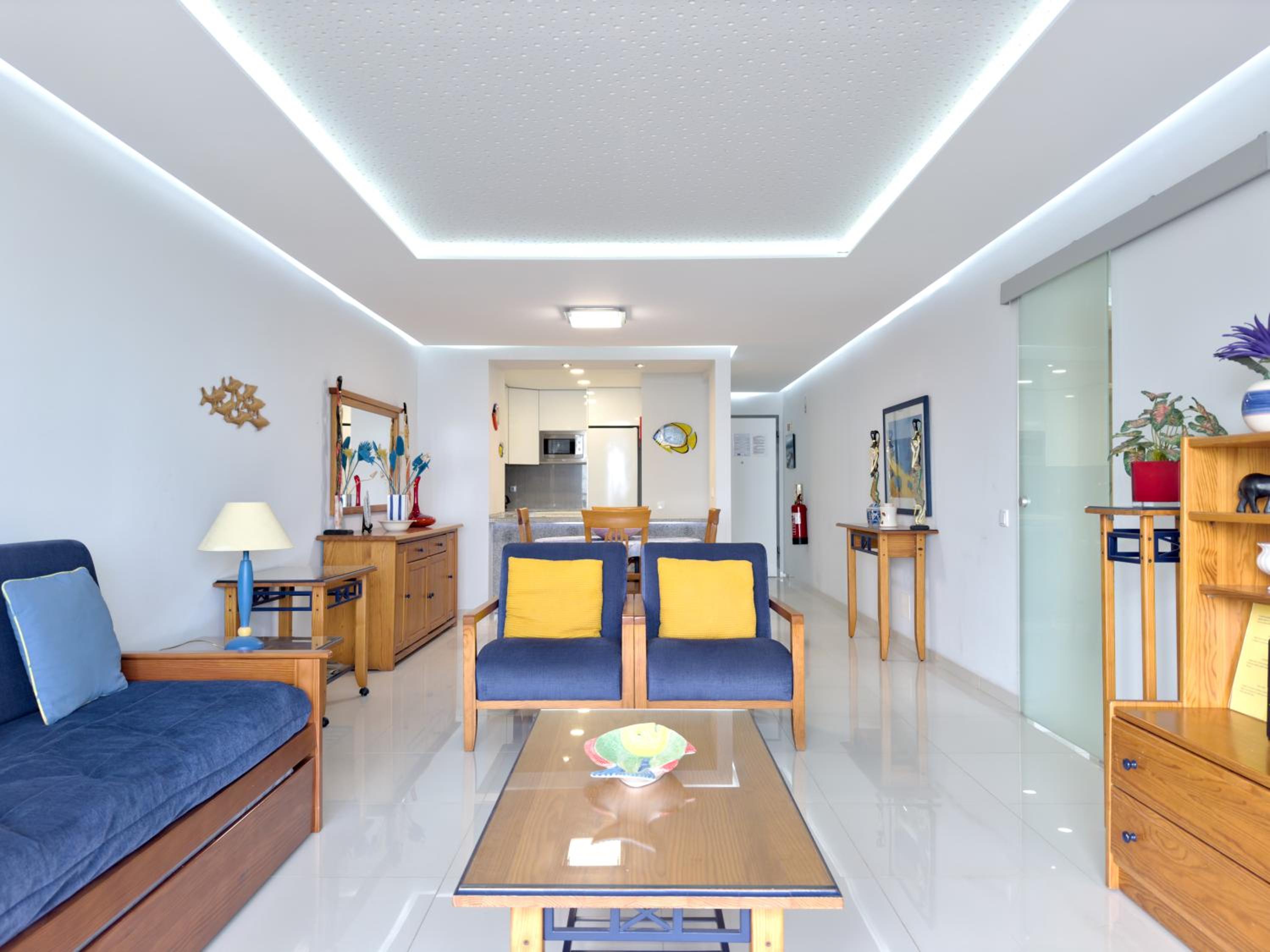 Superior Large One-Bedroom Apartment with Sea View - Photo 1
