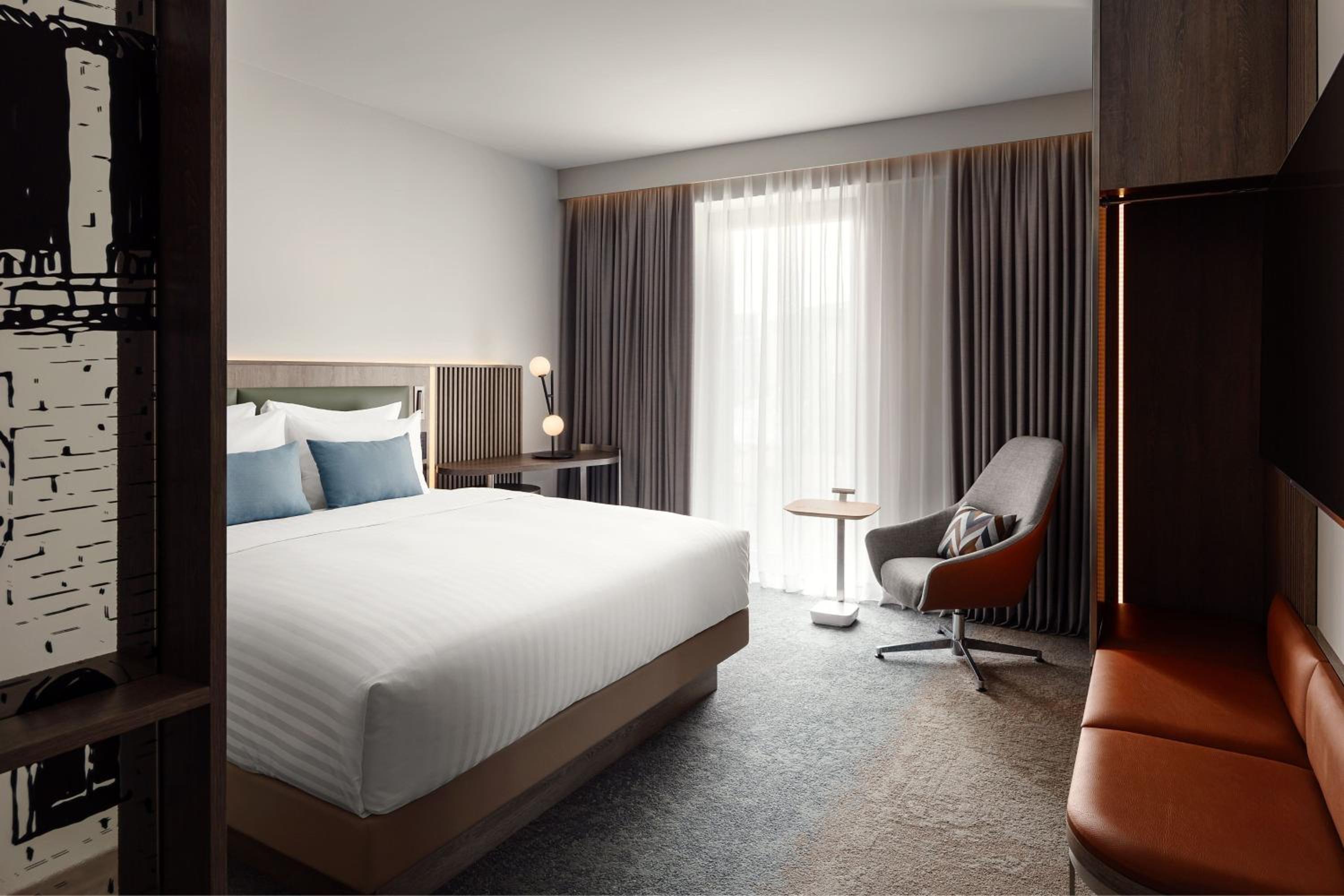 Standard King Room photo 1