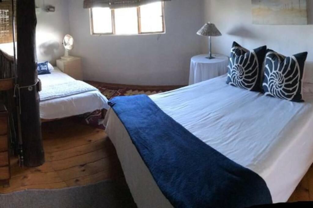 One-Bedroom House photo 1