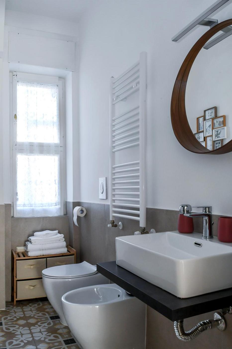Family Suite with Balcony - Photo 30