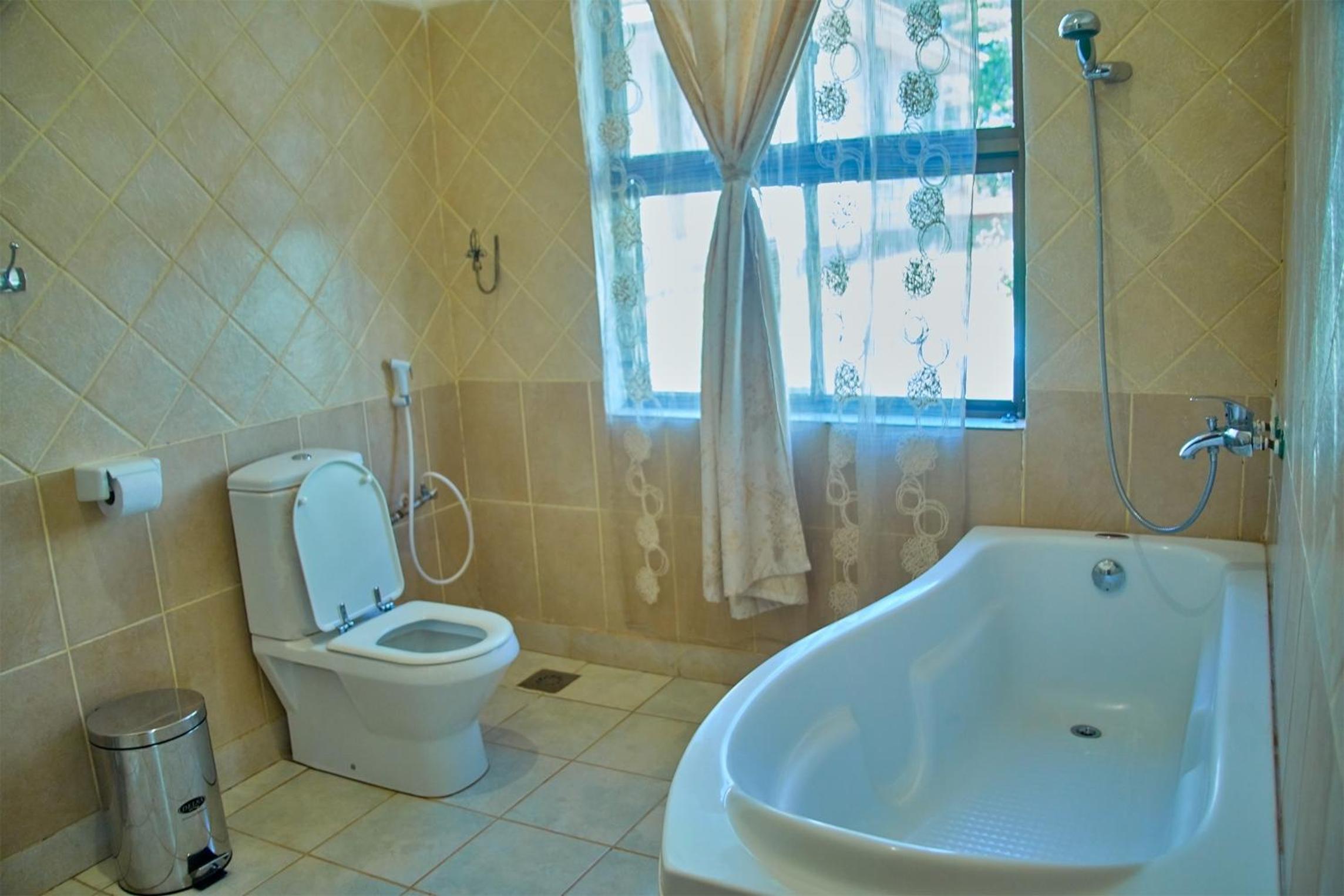 Large Twin Room photo 1