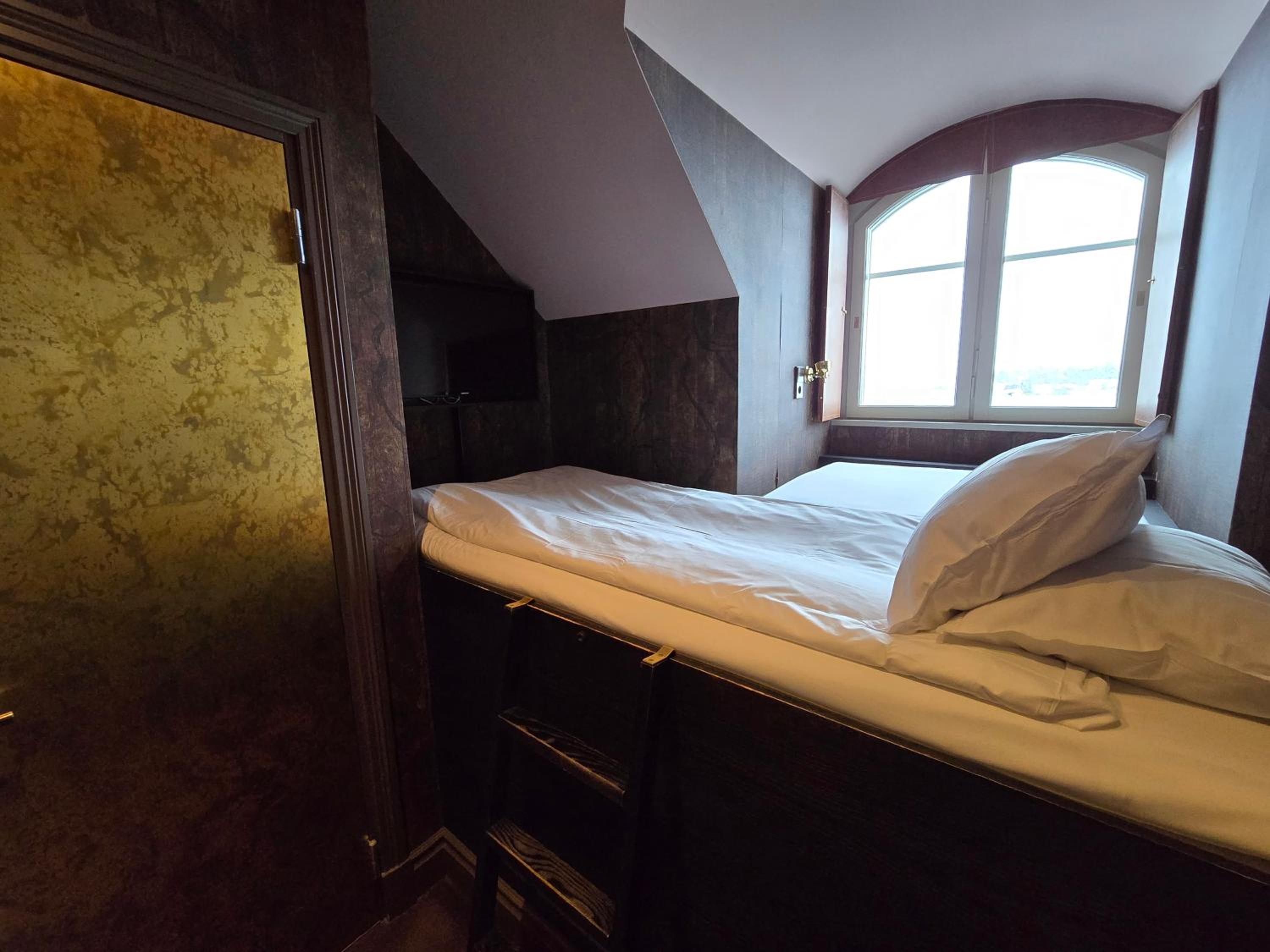 Standard Double Room - Non-Smoking - Photo 3
