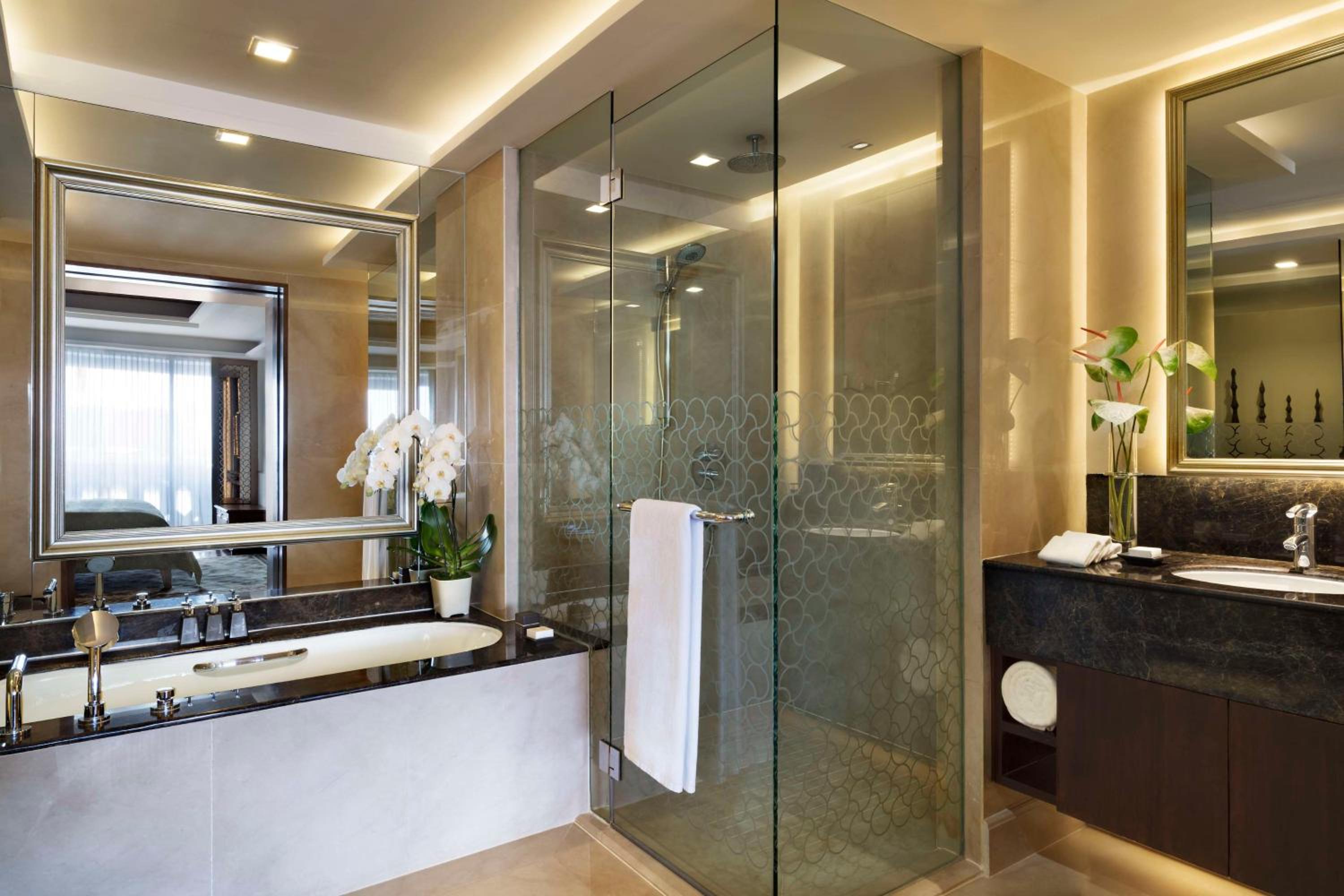Two Bedroom Suite (Non Smoking)