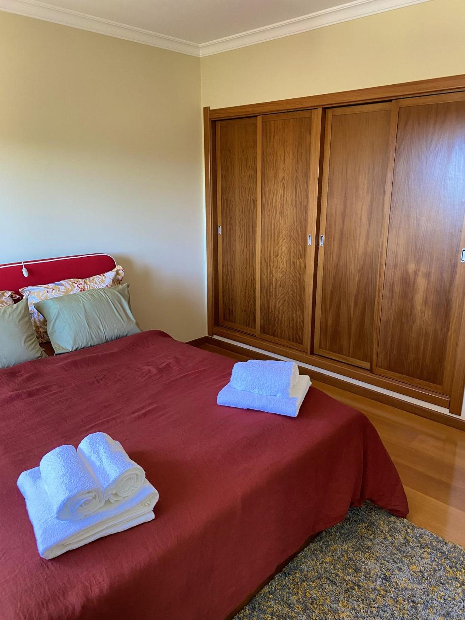 Three-Bedroom Vacation Home  photo 2