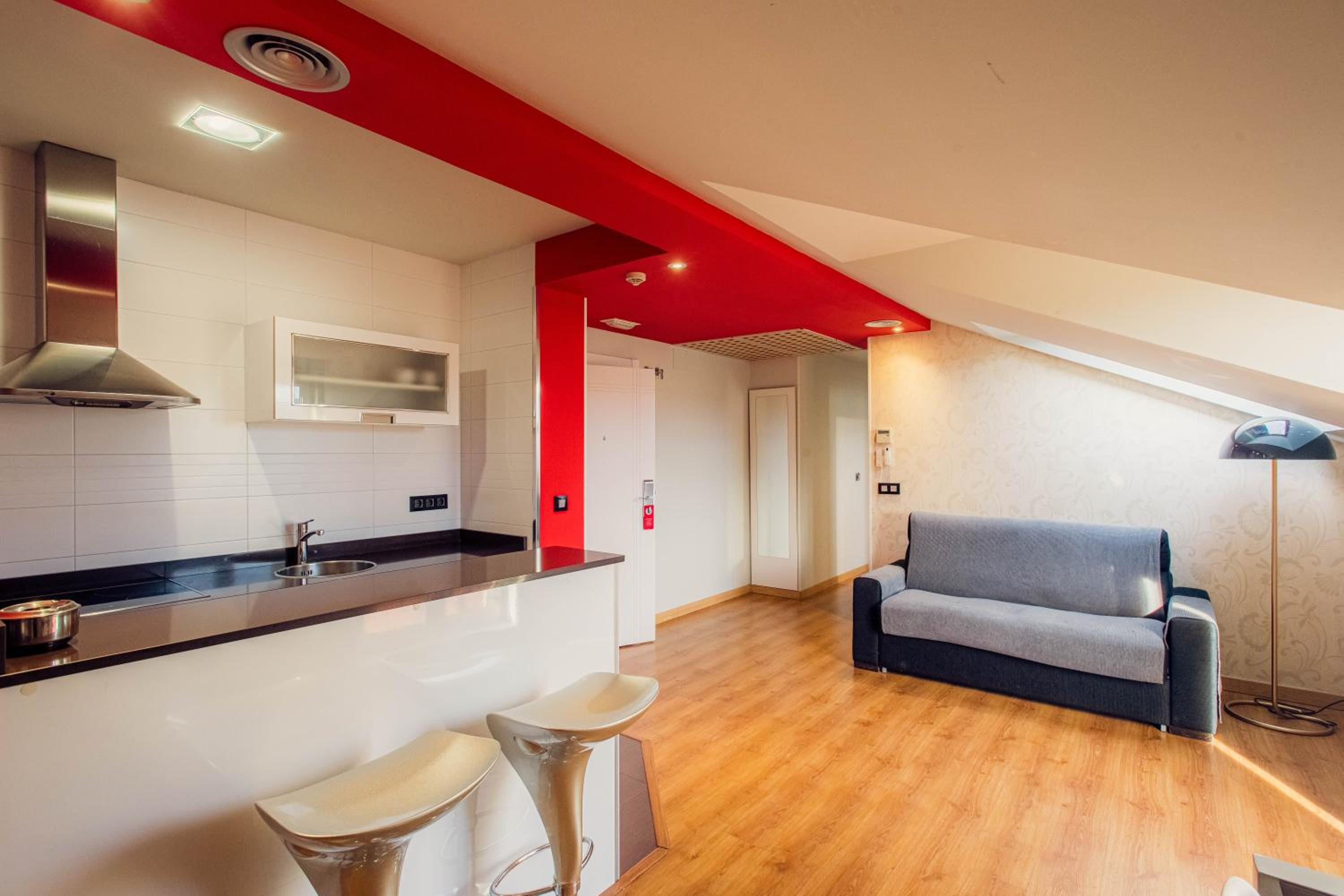 One-Bedroom Apartment (2 Adults + 2 Children) photo 3
