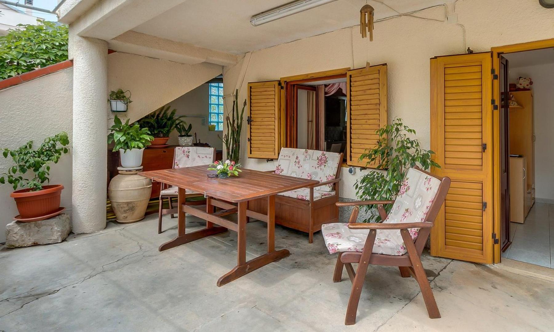 Studio with Terrace photo 3