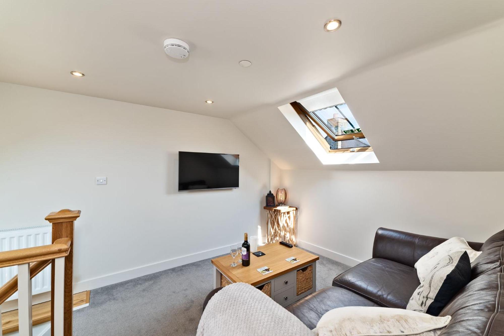 One-Bedroom House photo 1